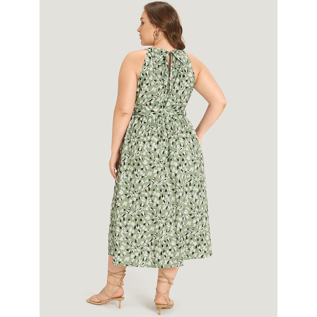 Plus Size Allover Print Halter Keyhole Pocket Belted Ties Dress Green Women Elegant Belted Halter neck Sleeveless Curvy Midi Dress BloomChic 22-24/3X Product Image