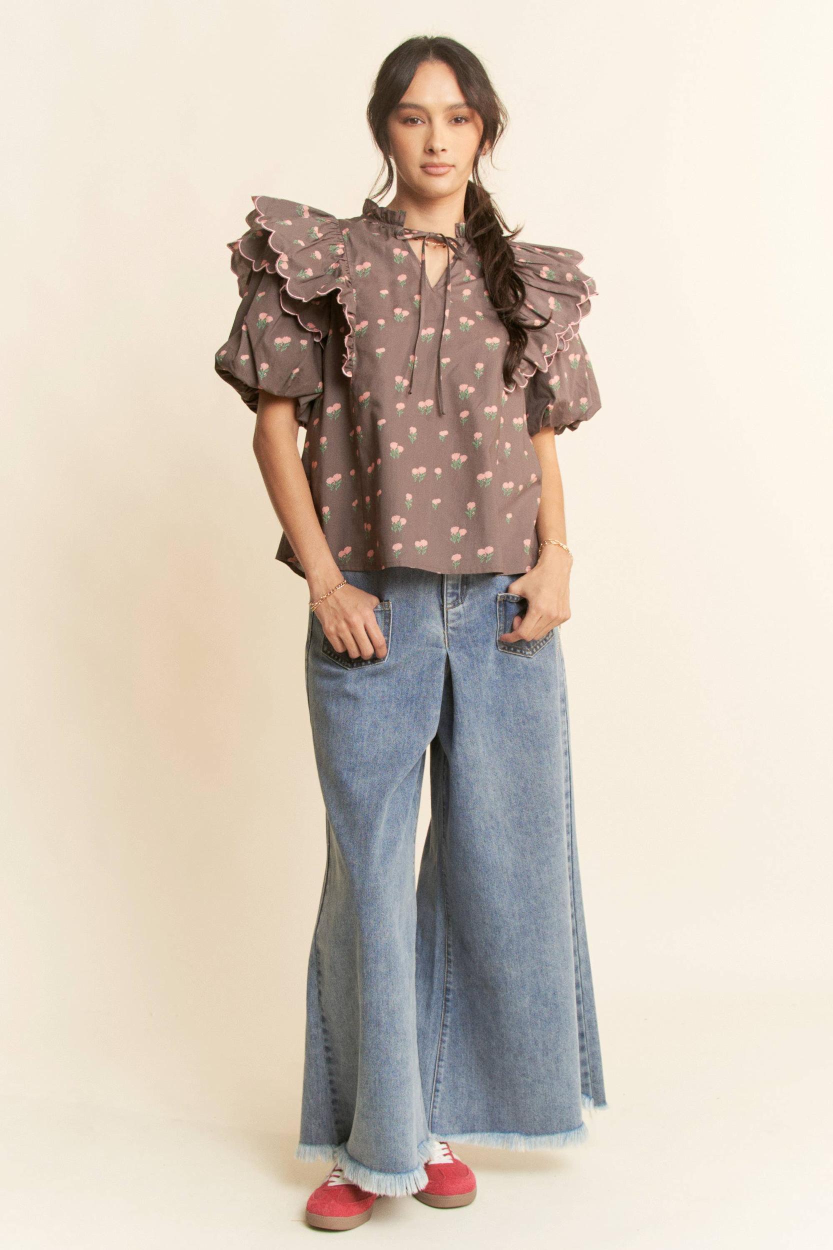 CONTRAST EDGE RUFFLE PUFF SLEEVE BLOUSE TOP: MOCHA BROWN Product Image