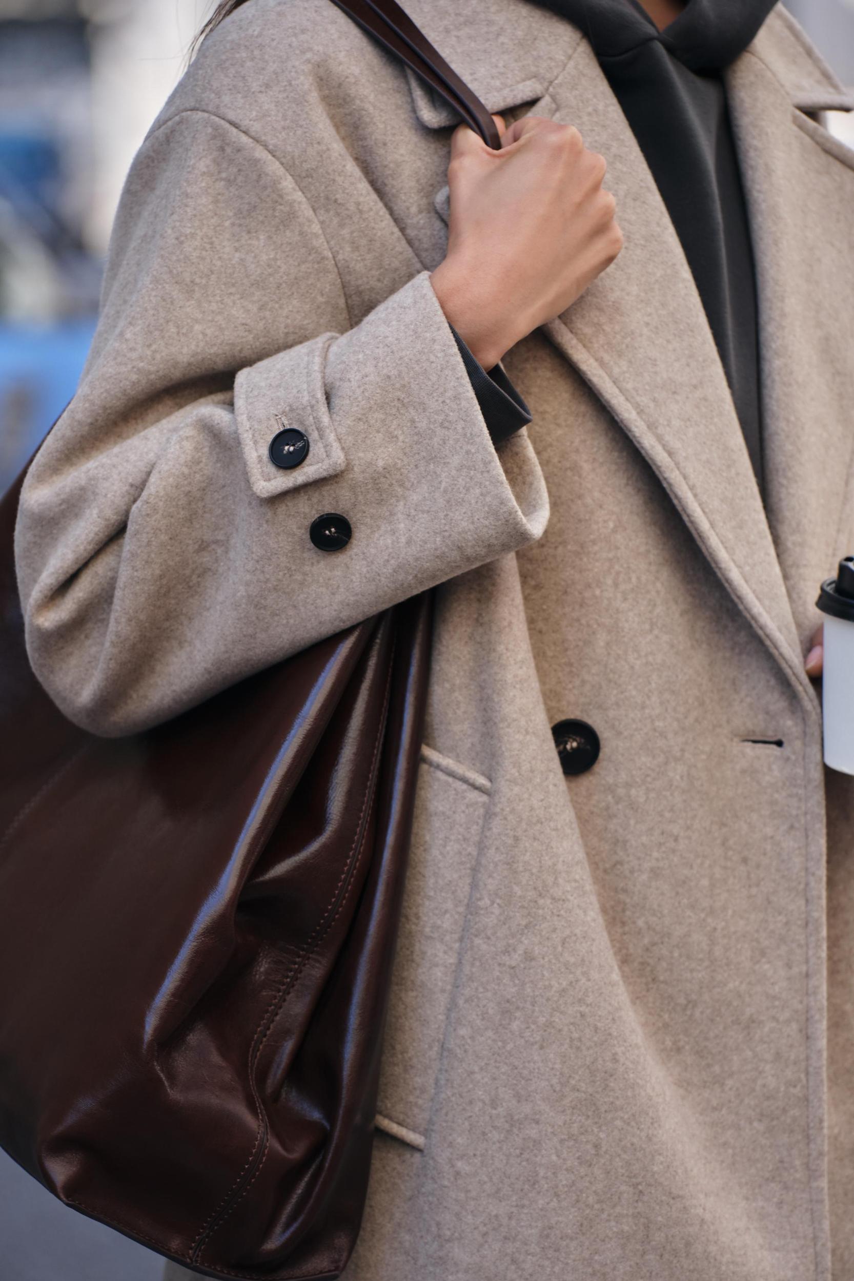 SOFT OVERSIZED COAT Product Image