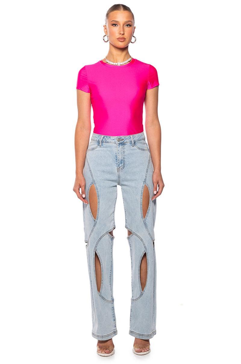 PAXTON DISCO SHORT SLEEVE TSHIRT IN FUCHSIA Product Image