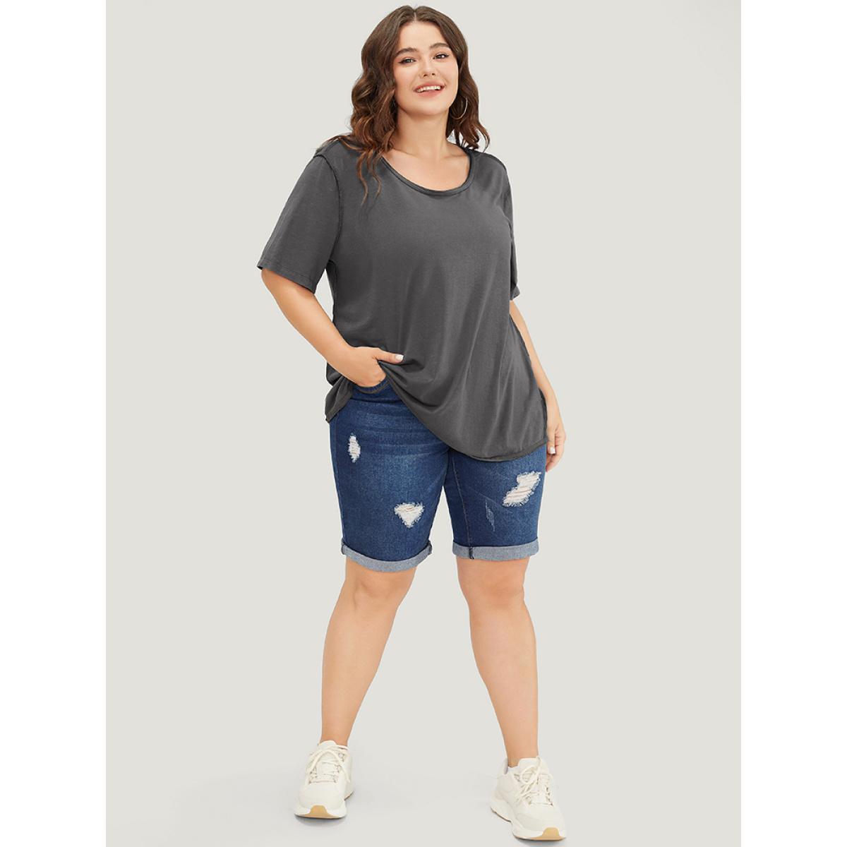 Plus Size Plain Patched Detail Drop Shoulder T-shirt Gray Women Casual Plain Round Neck Dailywear T-shirts BloomChic 10/M Product Image