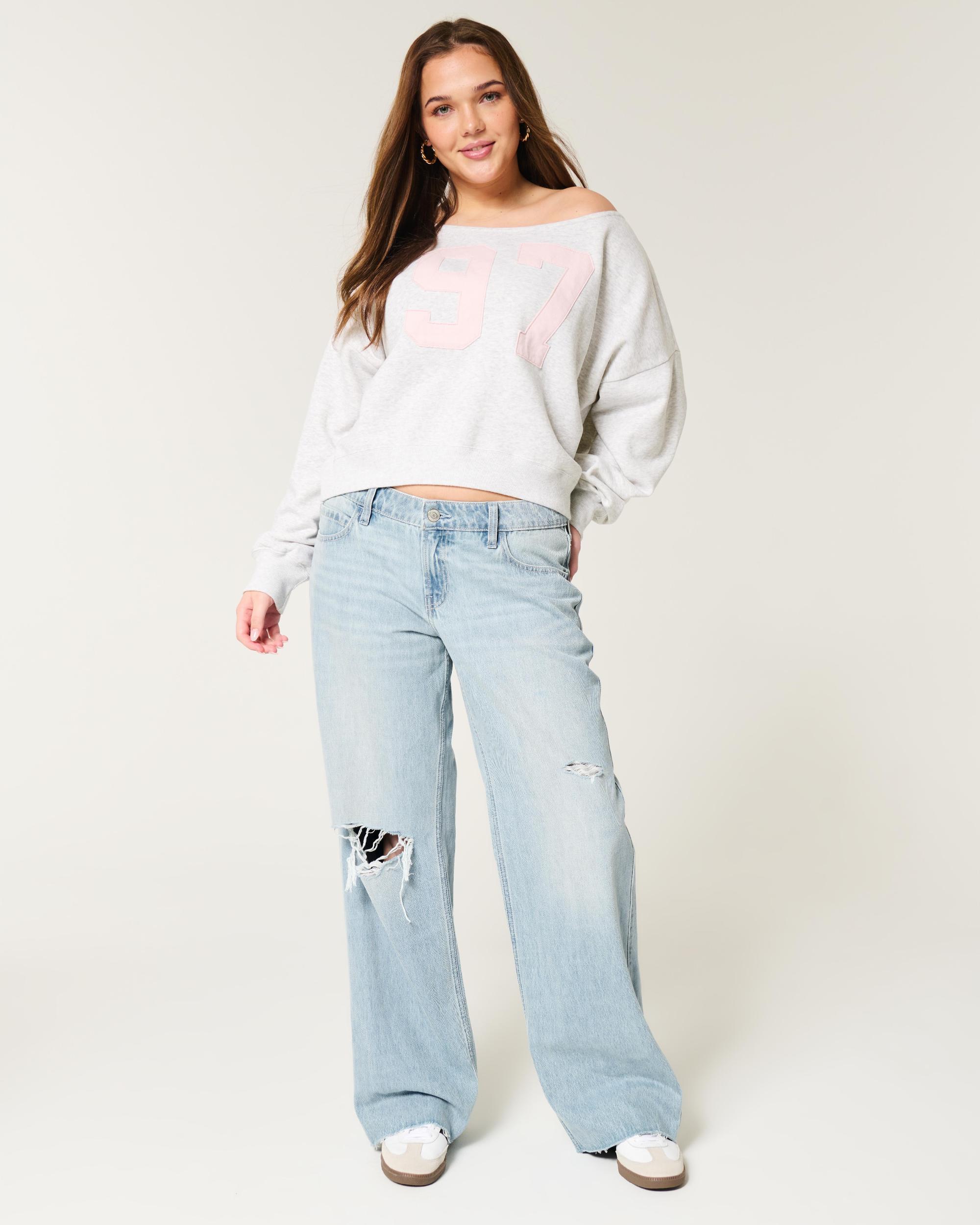 Low-Rise Medium Wash Cargo Baggy Jeans Product Image