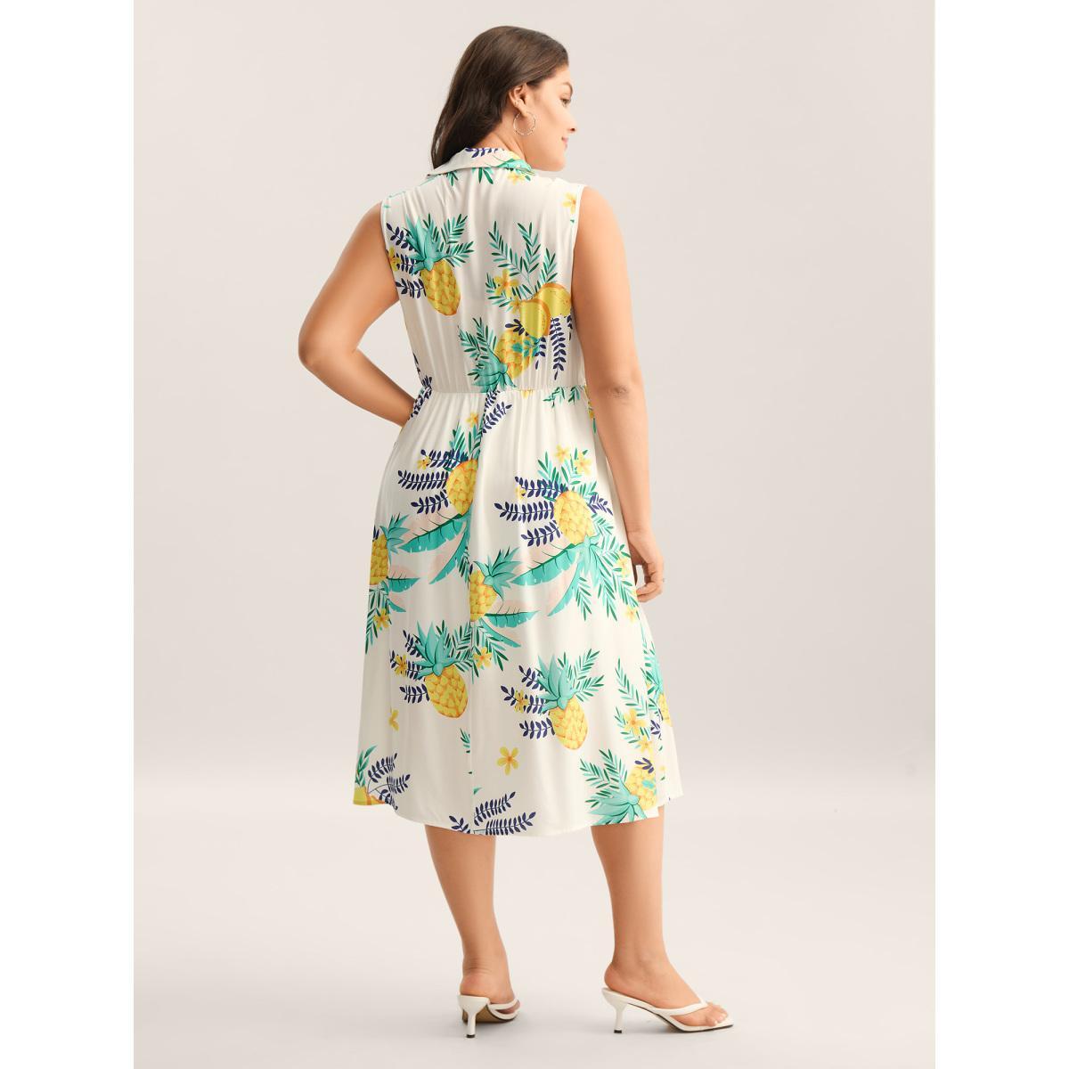 Plus Size Rayon Fruit Print Collar Pockets Midi Dress Emerald Women Shirt collar Sleeveless Curvy BloomChic 26/4X Product Image
