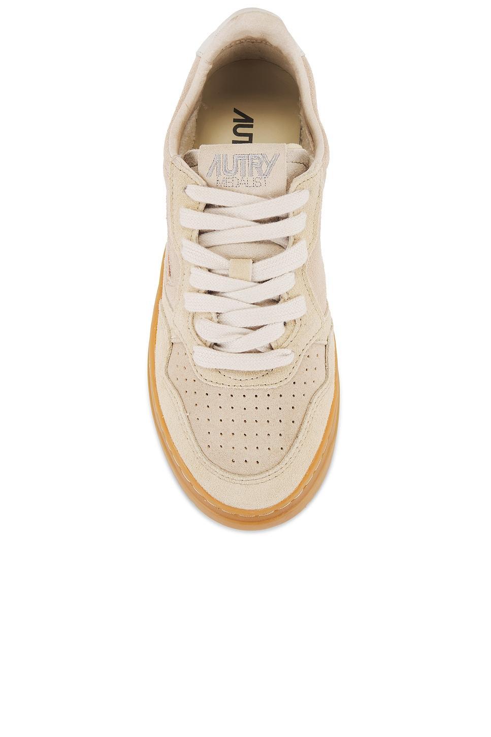 Medalist Sneaker Autry Product Image