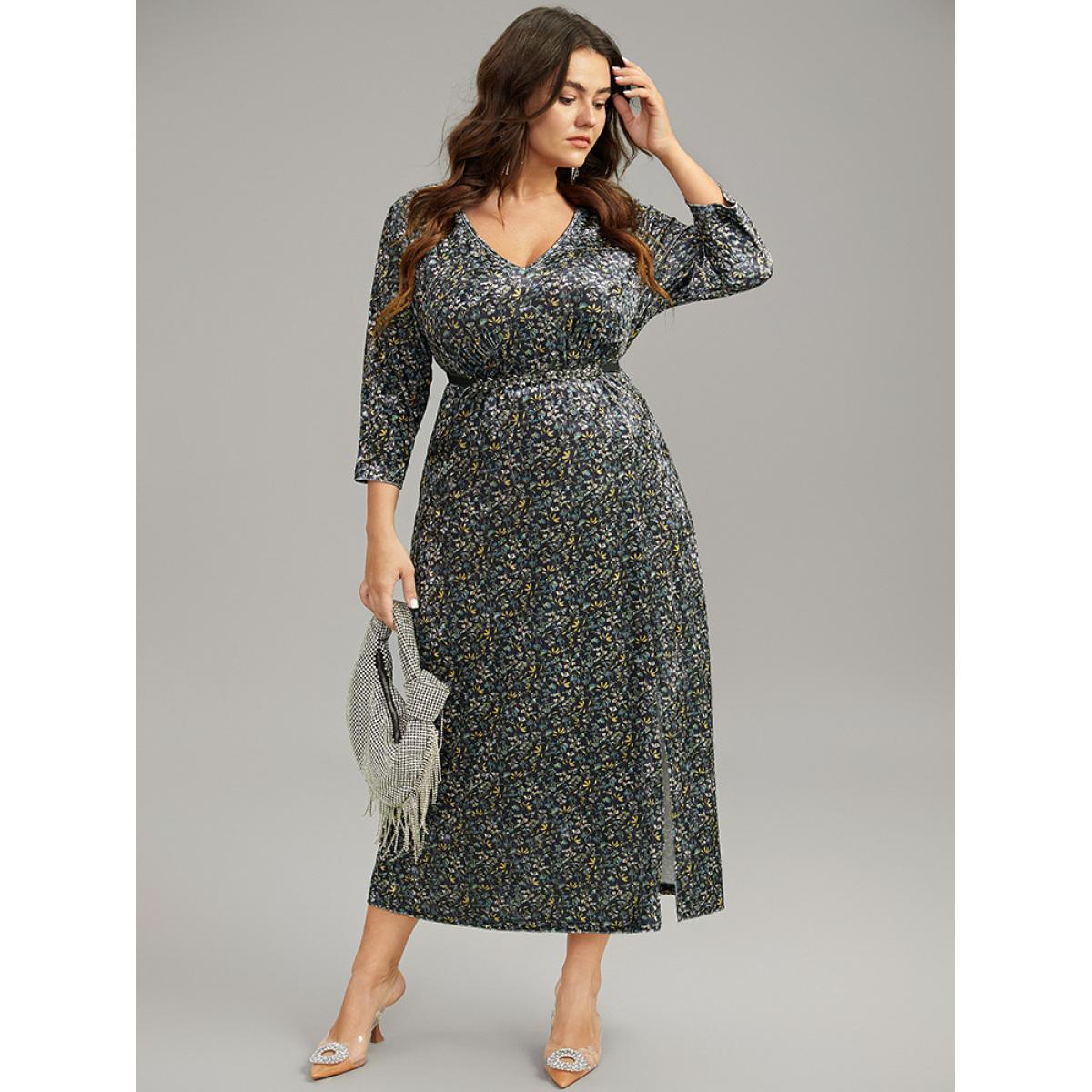 Plus Size Velvet V Neck Ditsy Floral Split Hem Dress Black Women Glamour Printed V-neck Elbow-length sleeve Curvy Midi Dress BloomChic 26/4X Product Image