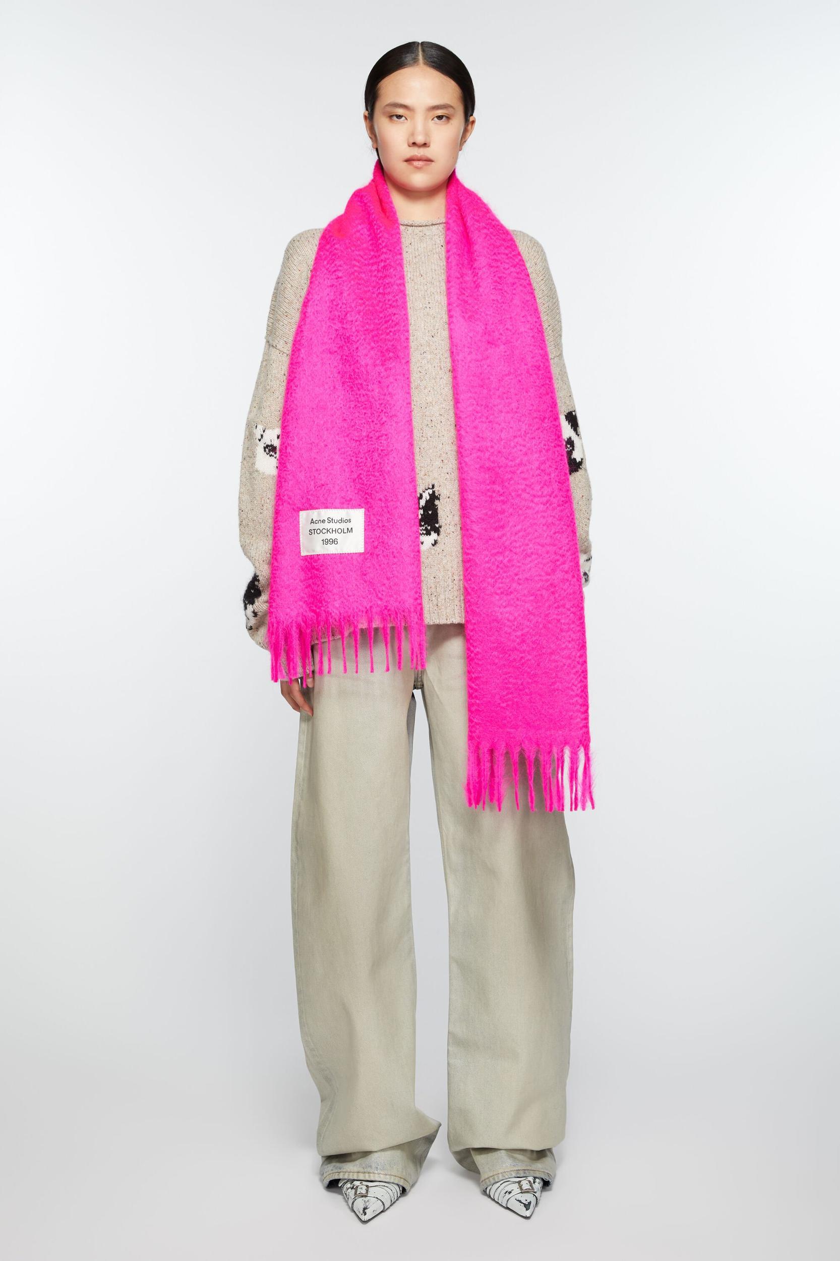 Fringe alpaca scarf Product Image