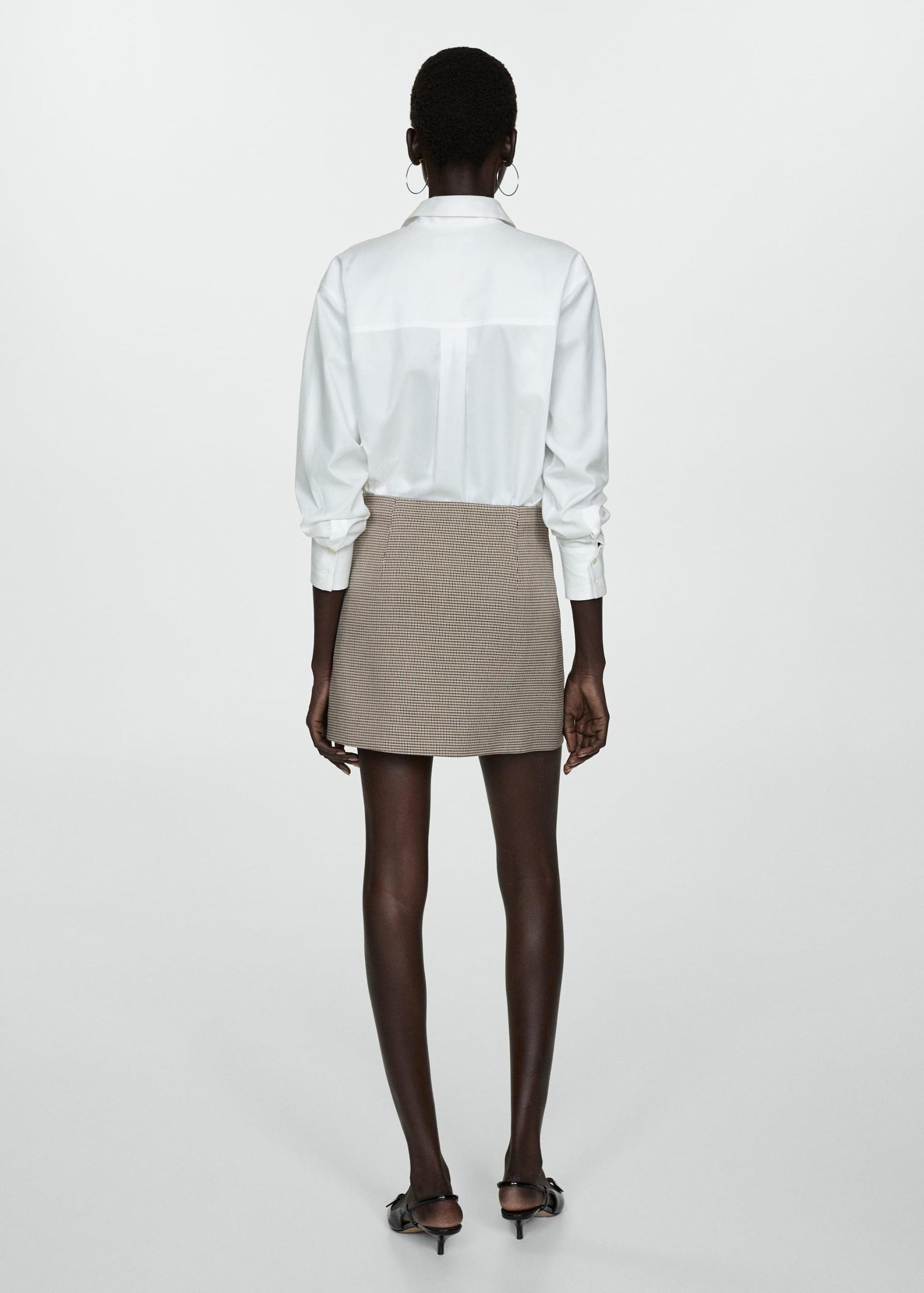 Houndstooth miniskirt - Women | MANGO USA Product Image