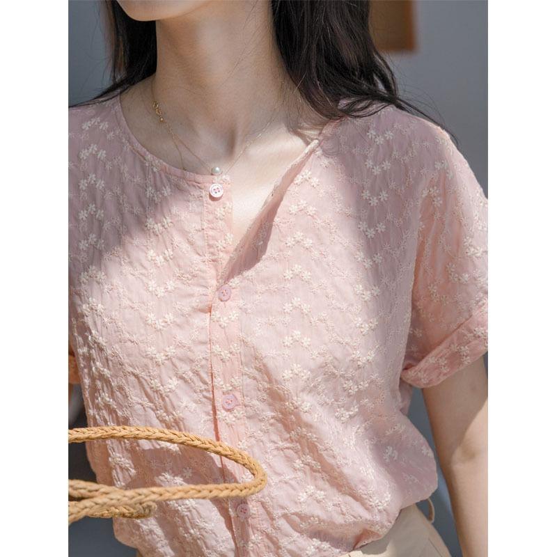 Short-Sleeve Floral Embroidered Button-Up Shirt Product Image