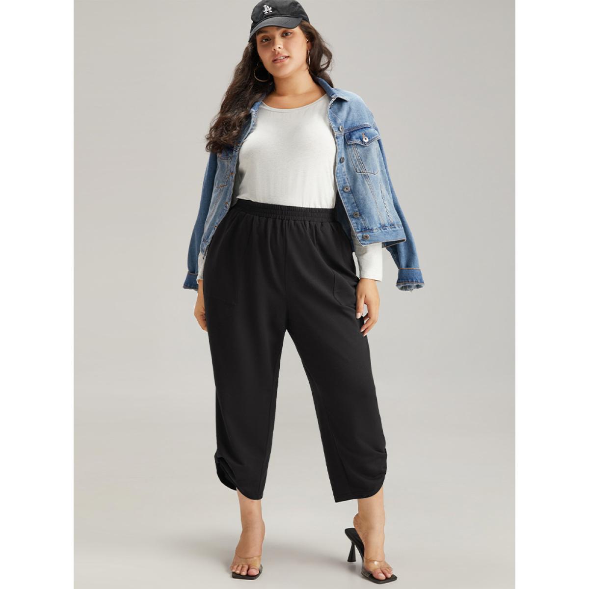 Plain Elastic Waist Button Detail Sweatpant Black Plus Size Women Casual Dailywear Plain 26/4X Bloomchic Product Image
