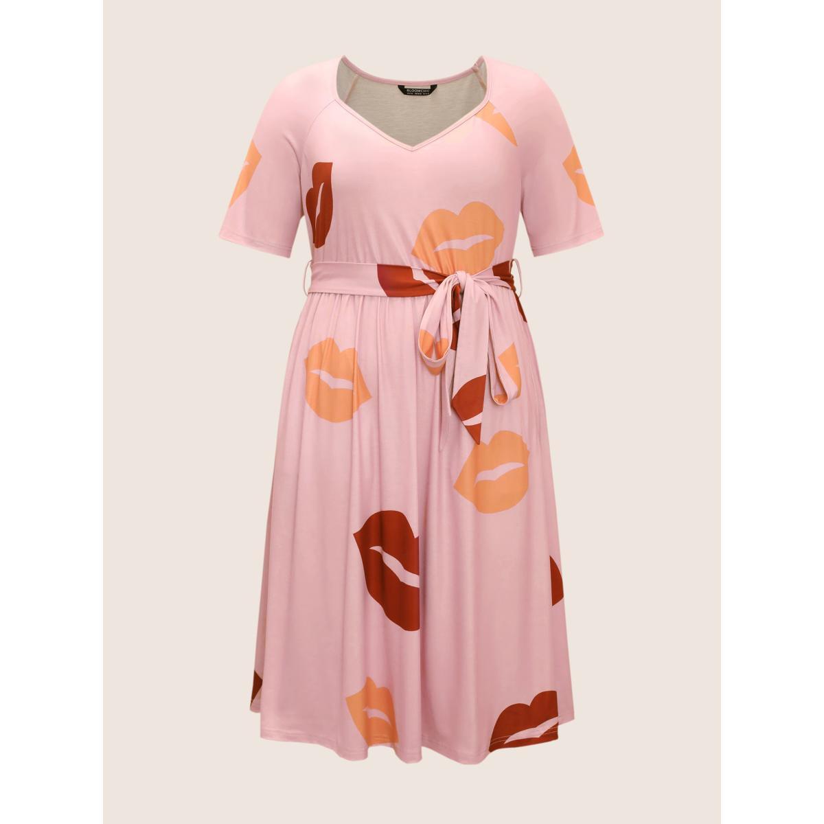 Plus Size Lip Print Elastic Waist Belted Gathered Dress Pink Women Casual Gathered Square Neck Short sleeve Curvy Midi Dress BloomChic 30/6X Product Image