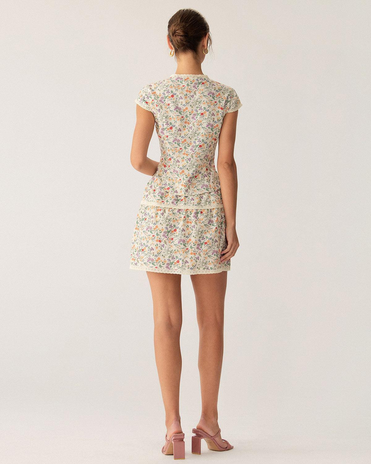 Round Neck Floral Button Blouse Product Image