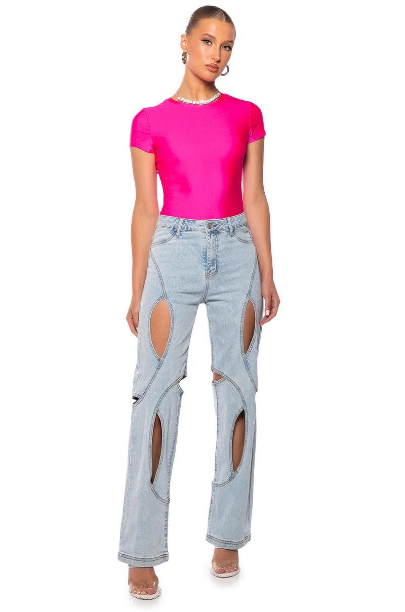 PAXTON DISCO SHORT SLEEVE TSHIRT IN FUCHSIA Product Image