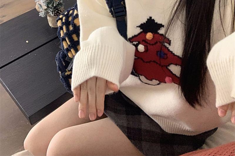 Round Neck Tree Print Sweater Product Image