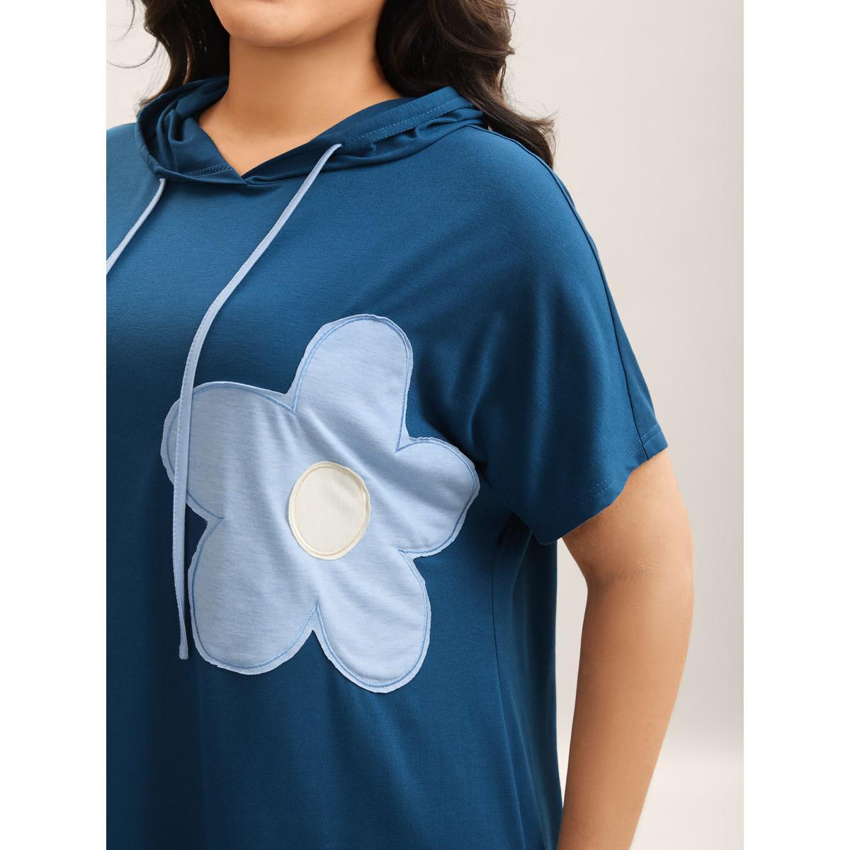 Plus Size Floral Embroidered Patchwork Hooded T-Shirt Indigo Women Contrast Hooded Everyday-Casual T-shirts BloomChic 12/L Product Image
