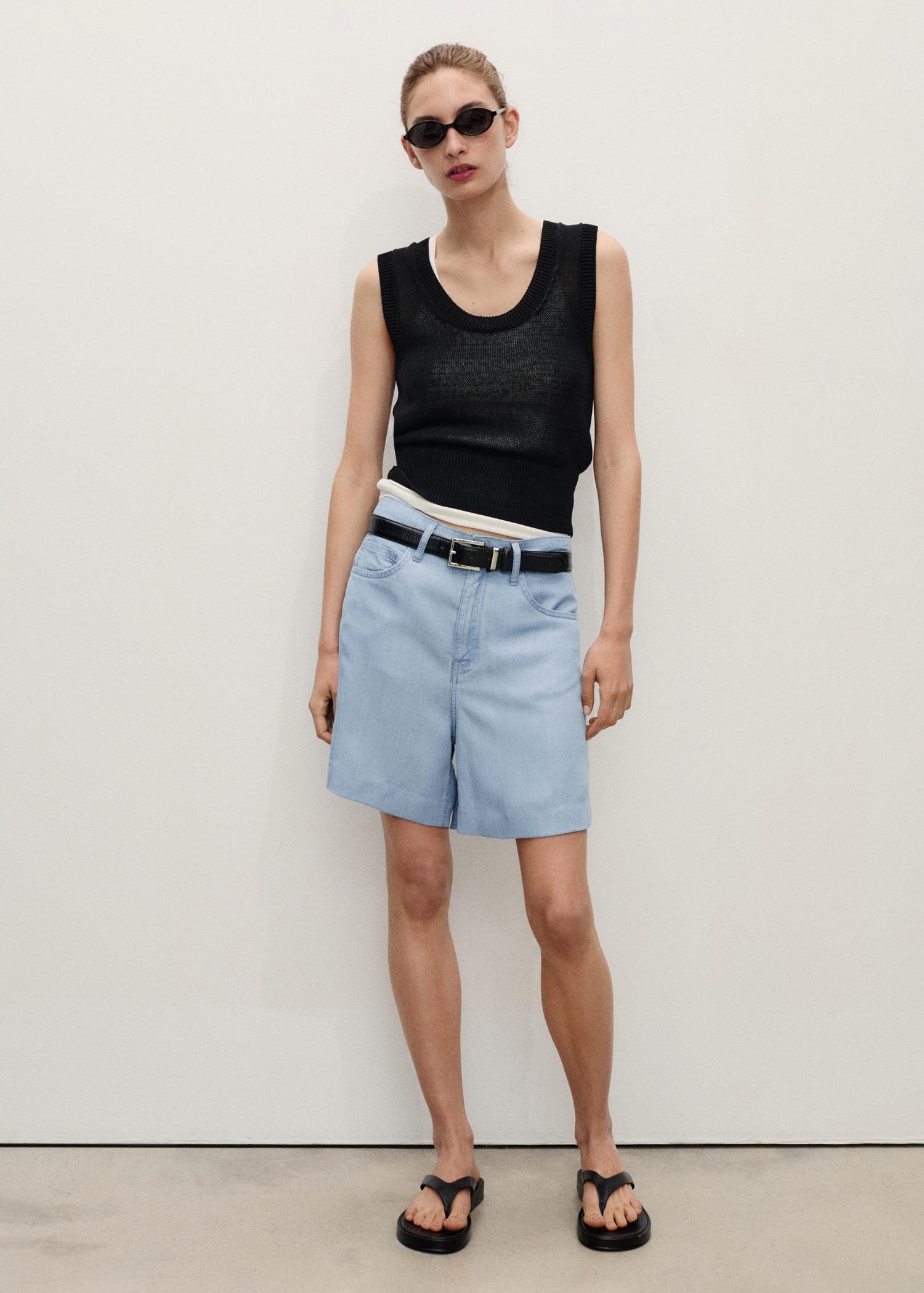 Straight-fit lyocell bermuda shorts - Women | MANGO USA Product Image