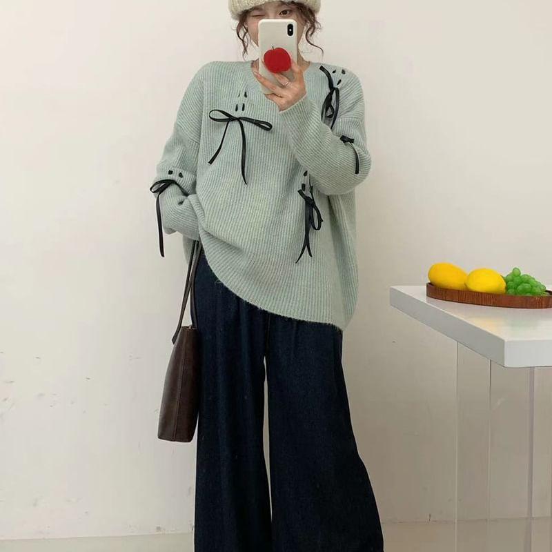 Crew Neck Ribbon Ribbed Sweater Product Image
