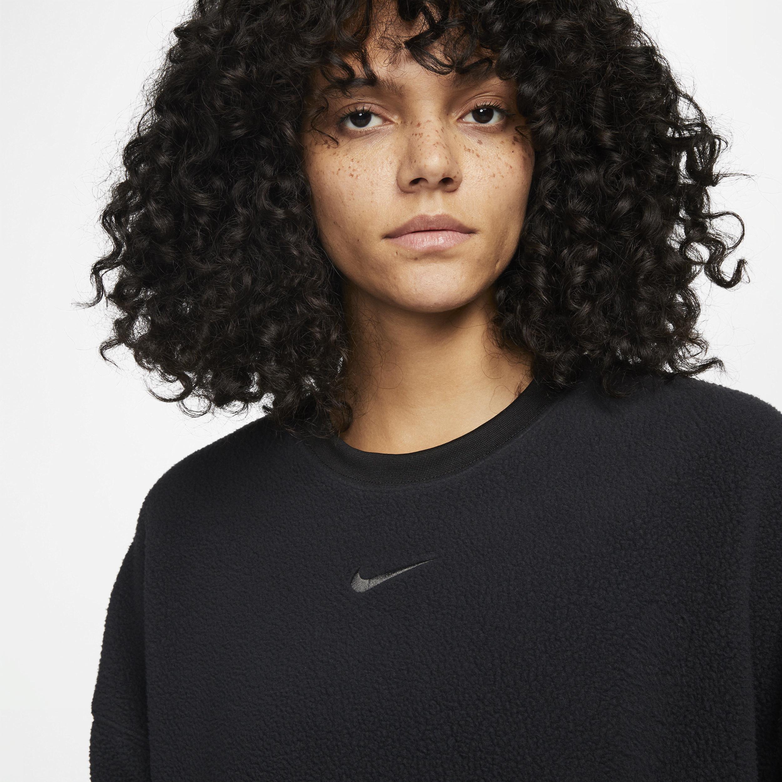 Womens Nike Sportswear Plush Oversized Crew-Neck Mod Crop Sweatshirt Product Image
