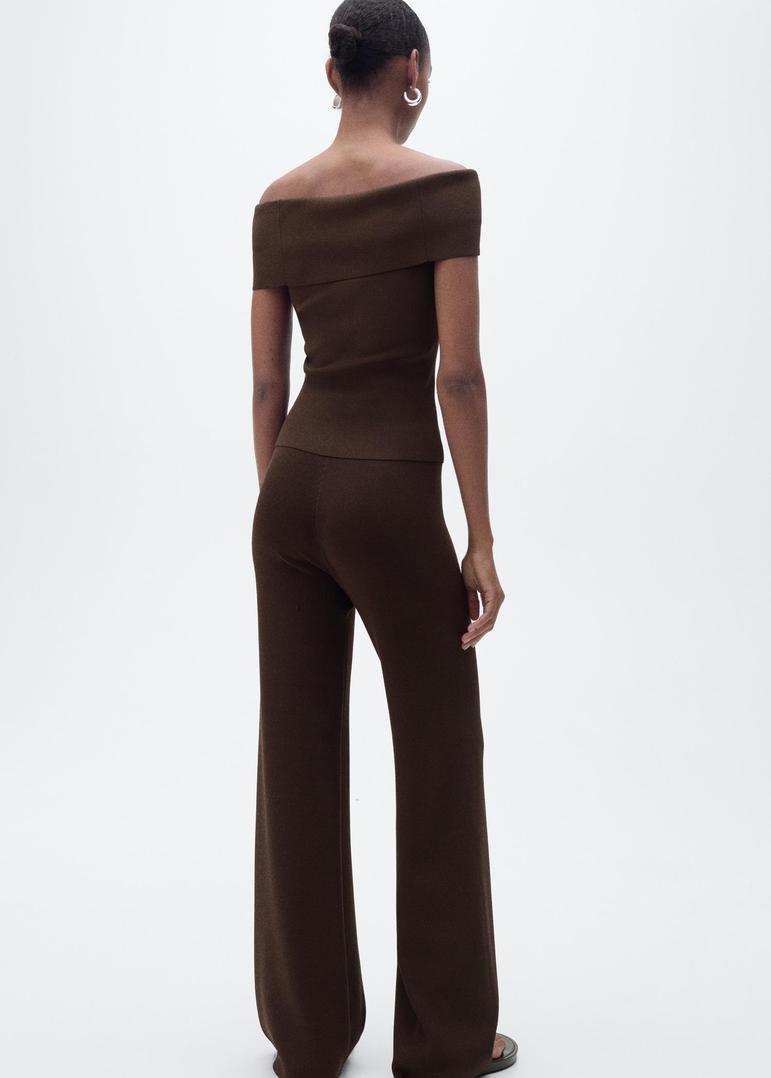 Off-the-shoulder knitted top - Women | MANGO USA Product Image