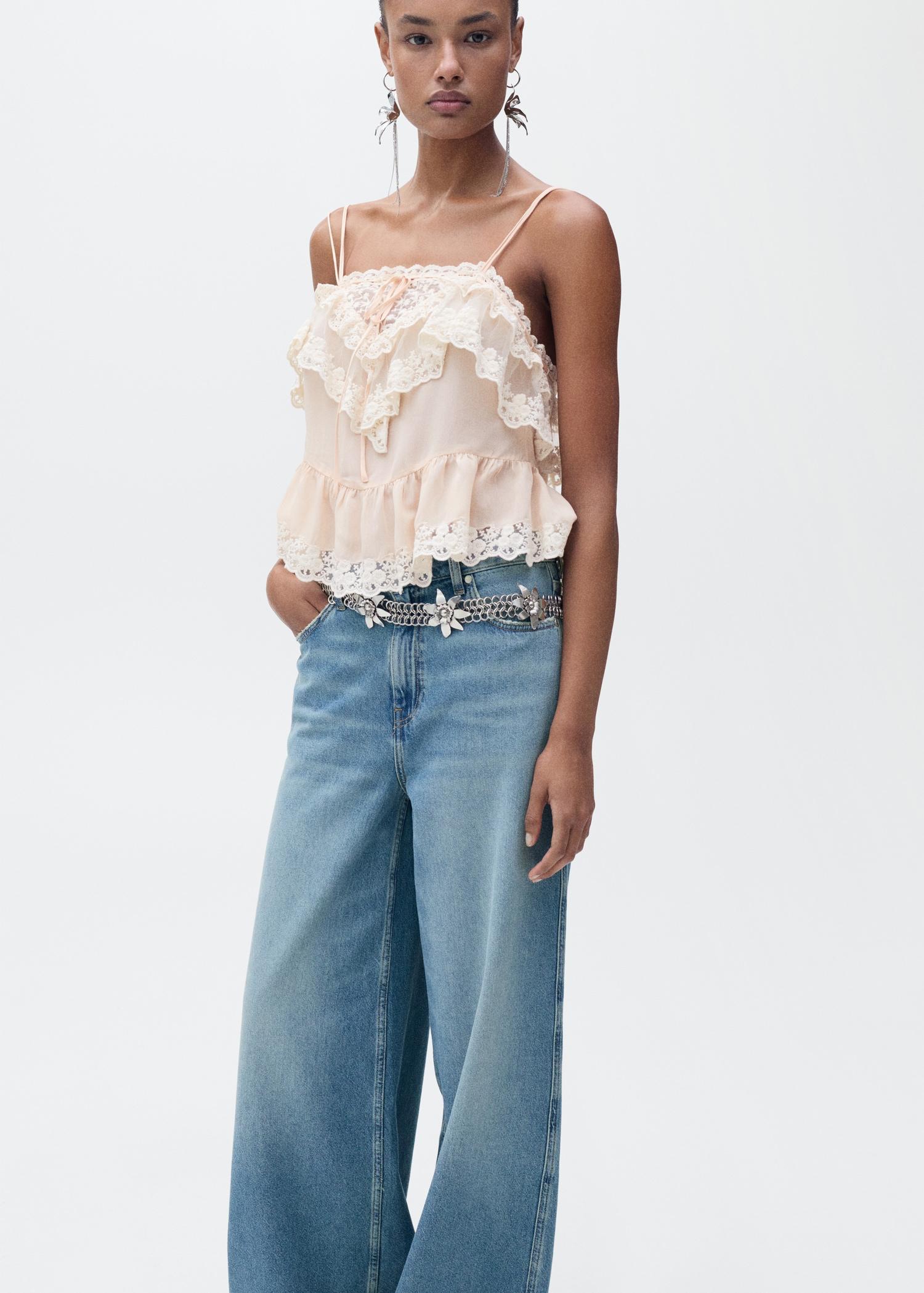 Wideleg low frayed hem jeans - Women | MANGO USA Product Image