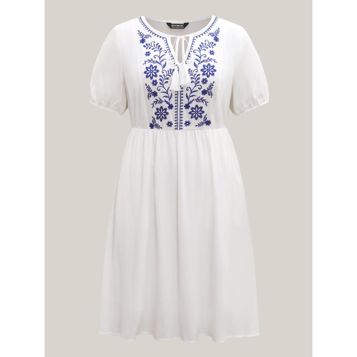 Plus Size Floral Embroidery Pockets Tassels Midi Dress Ivory Women Notched collar Short sleeve Curvy BloomChic 26/4X Product Image