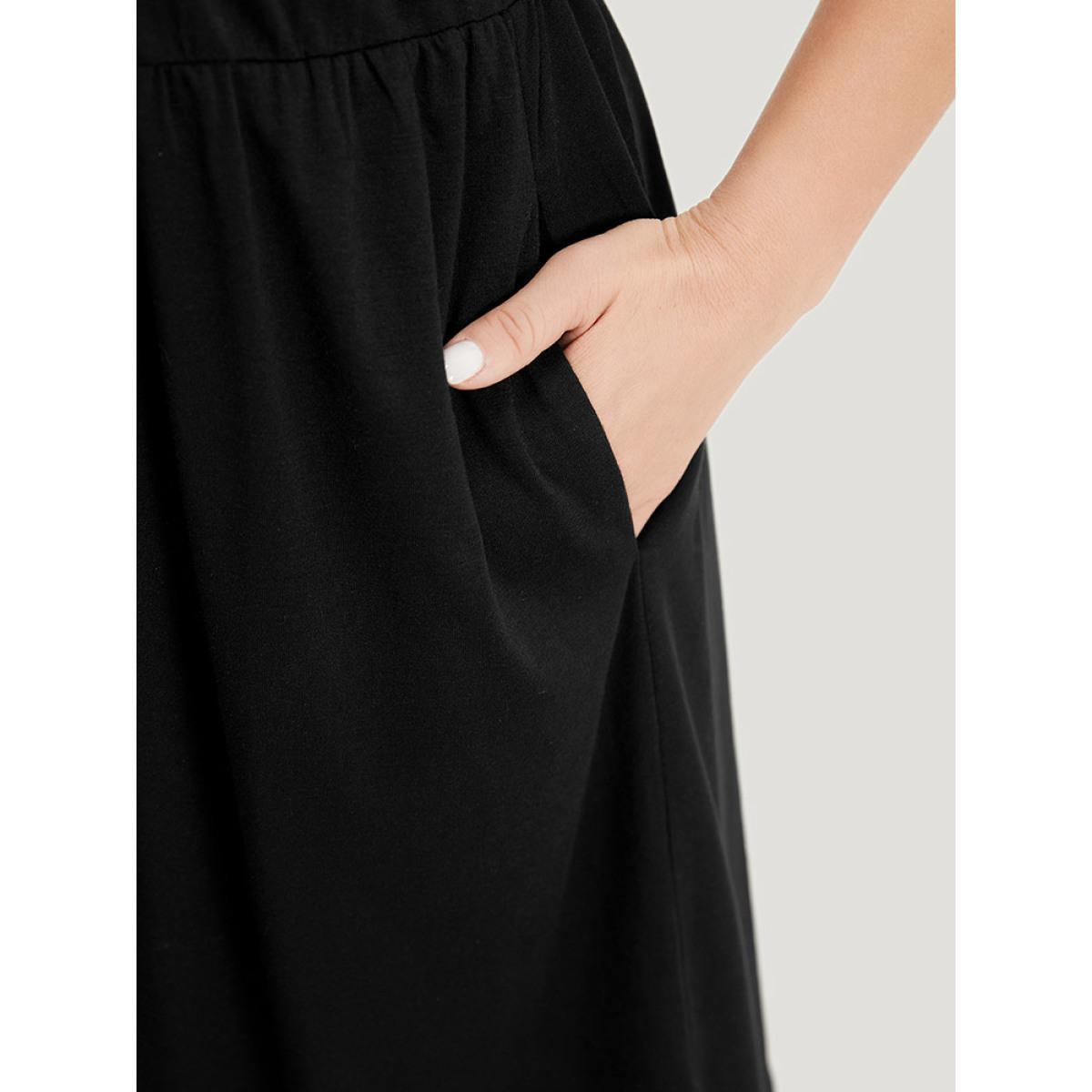 Plus Size Solid Notched Pocket Flutter Hem Dress Black Women Casual Elastic Waist Notched collar Short sleeve Curvy Midi Dress BloomChic 22-24/3X Product Image