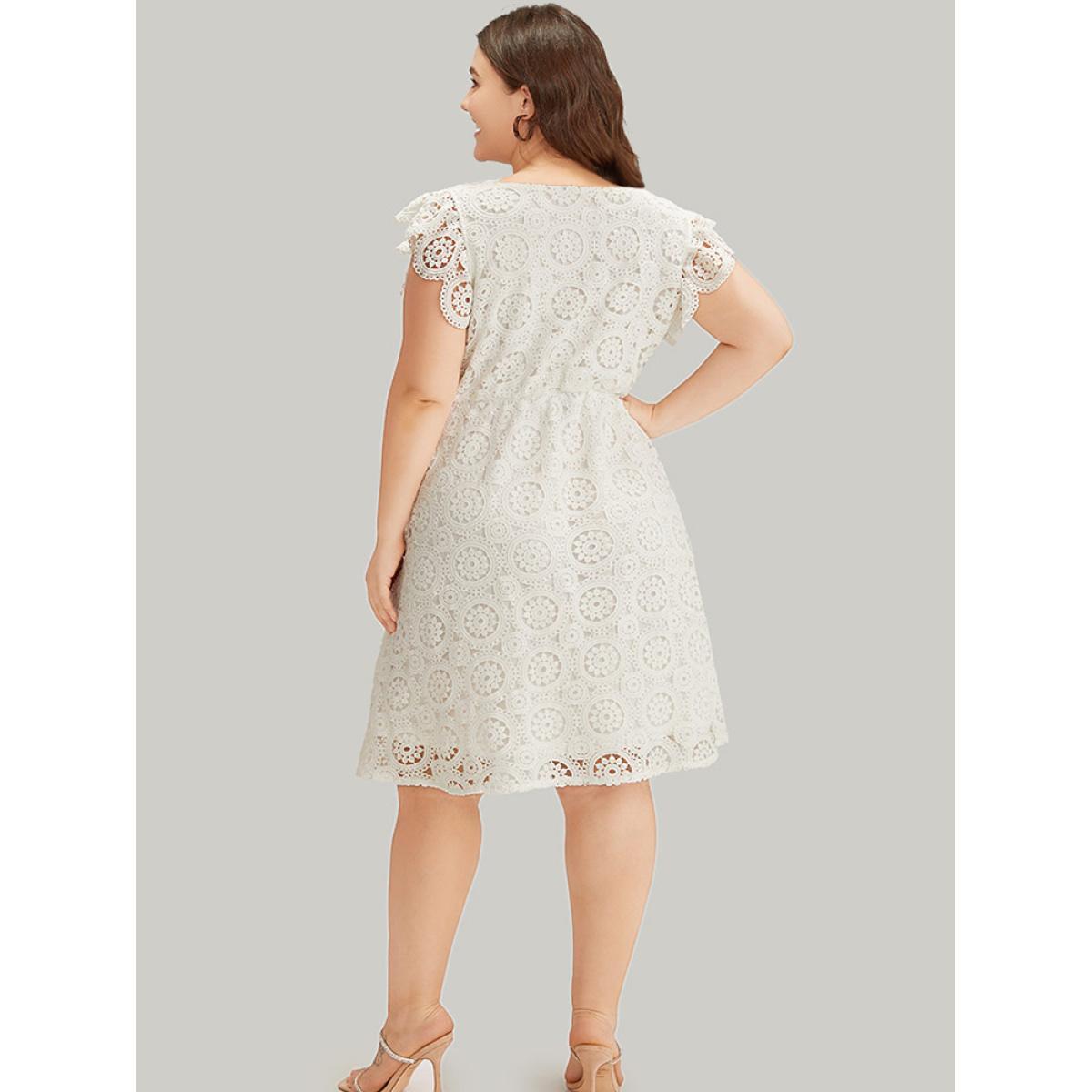 Plus Size Plain Lace Flutter Trim Pocket Square Neck Dress White Women Glamour Lined Square Neck Sleeveless Curvy Midi Dress BloomChic 30/6X Product Image