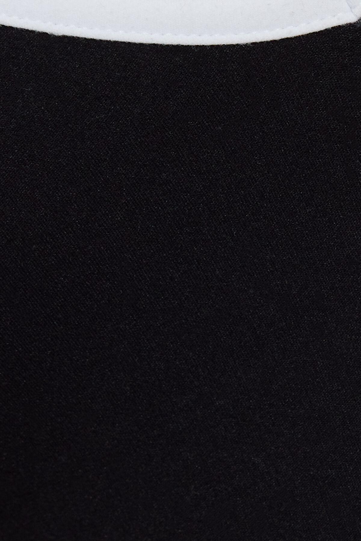 Sleek V-Neck Cami Top Product Image