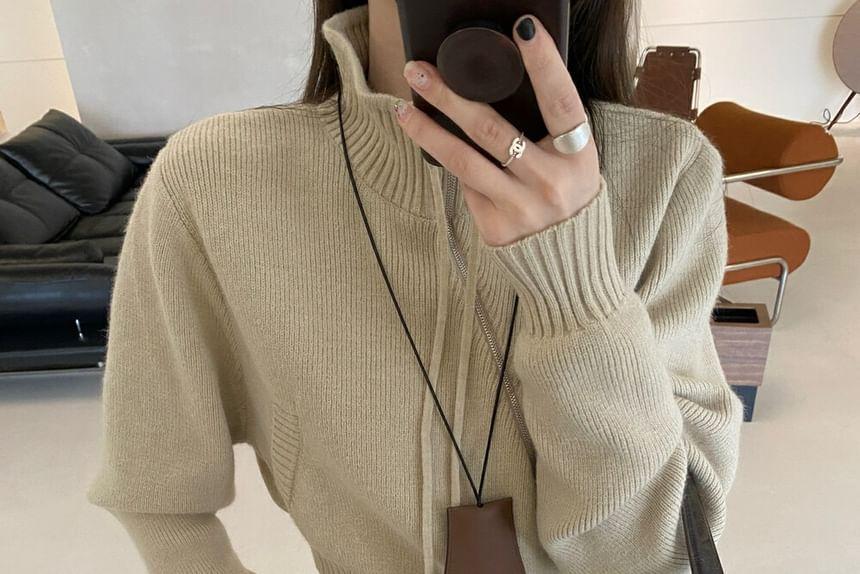 Set: Turtleneck Zip-Up Cardigan + Tank Top Product Image