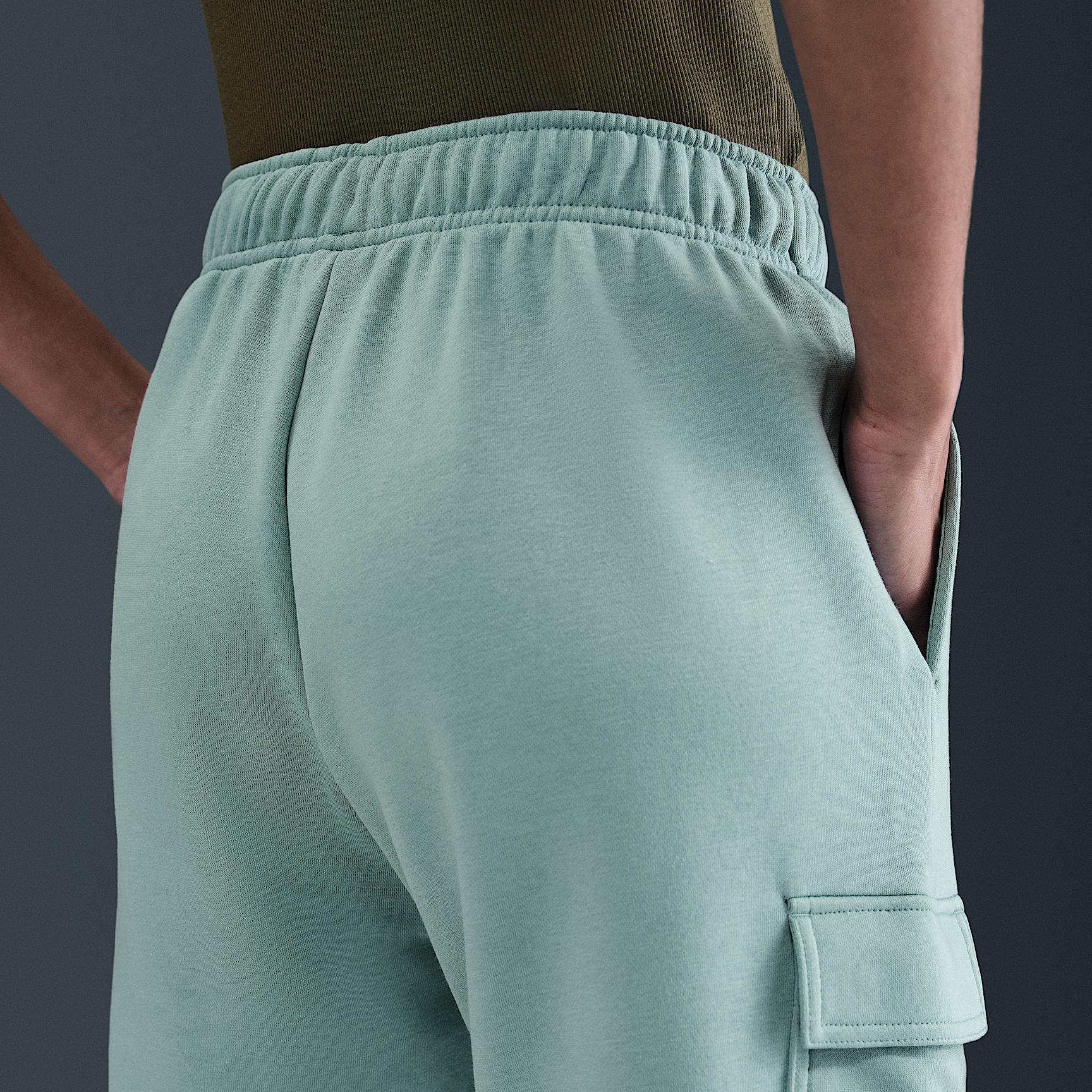 Women's Nike Sportswear Club Fleece Mid-Rise Oversized Cargo Sweatpants Product Image