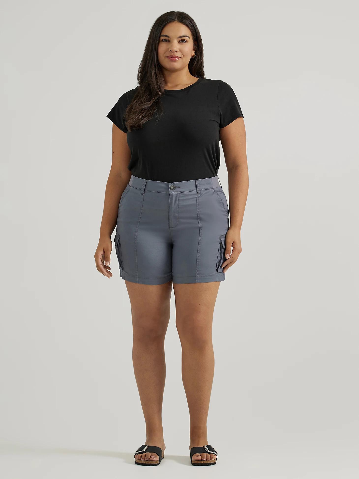 Women's Ultra Lux Comfort with Flex-to-Go Relaxed Fit Cargo Short (Plus) | Women's Shorts | Lee® Product Image