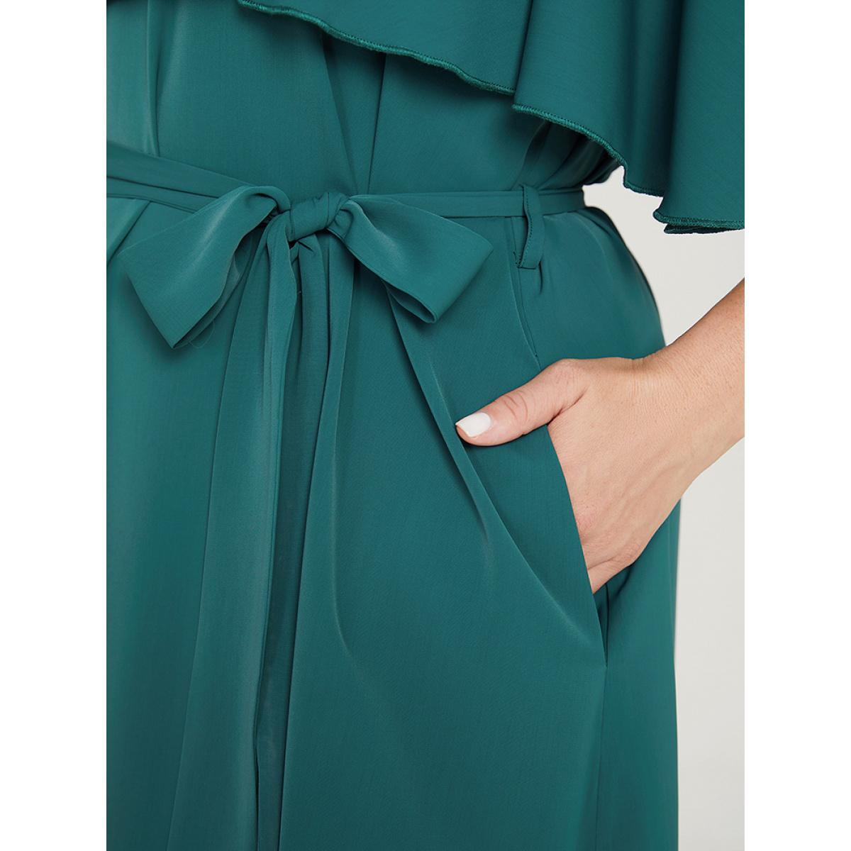 Plus Size Plain Keyhole Pocket Belted Ruffles Dress Emerald Women Elegant Belted Keyhole Cut-Out Short sleeve Curvy Midi Dress BloomChic 10/M Product Image