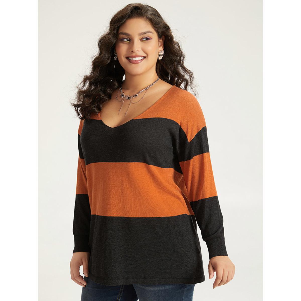 Plus Size Halloween Supersoft Essentials Colorblock Contrast Elastic Cuffs Pullover Orange Women Casual Loose Long Sleeve V-neck Everyday Pullovers BloomChic 30/6X Product Image
