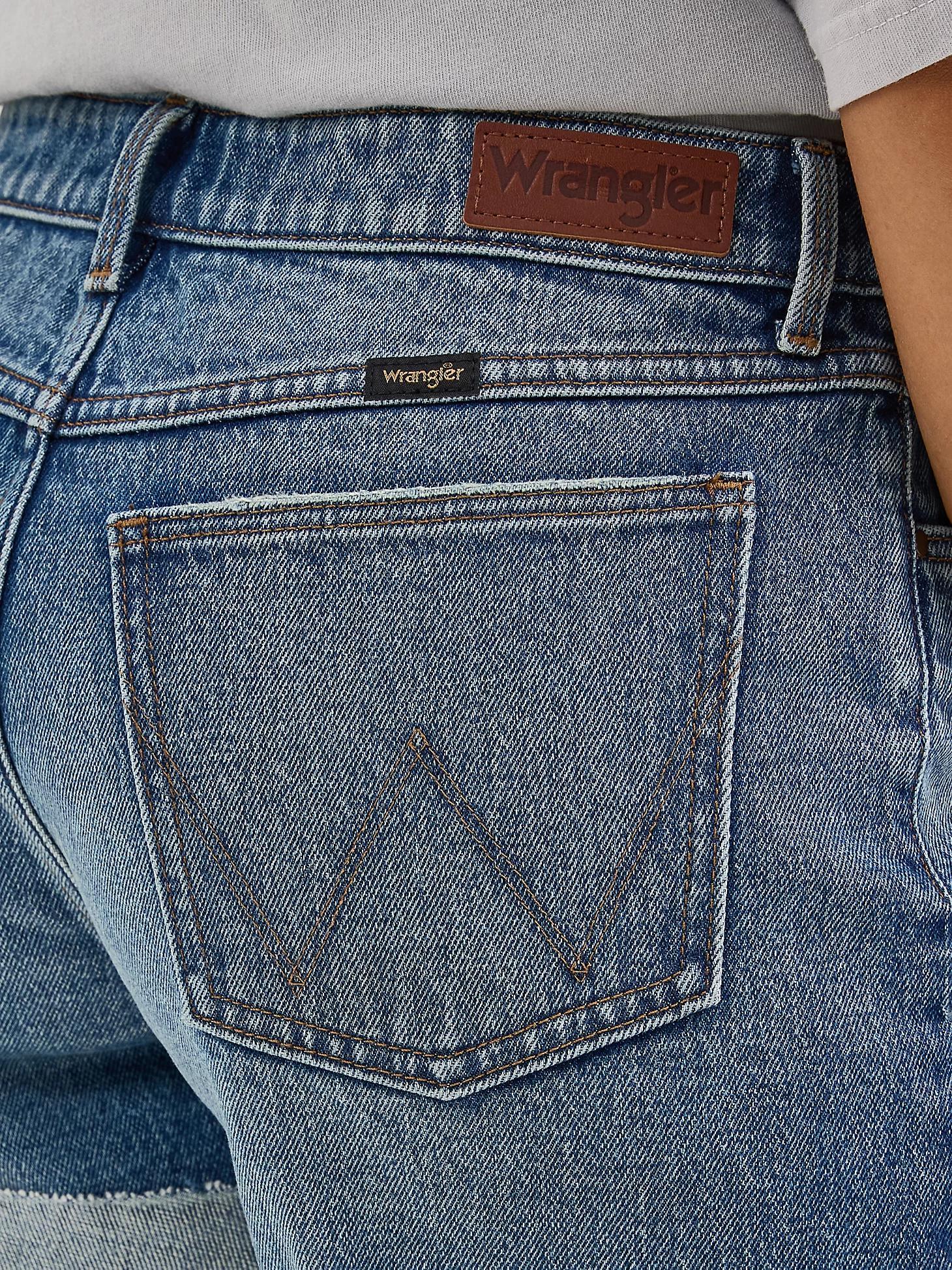 Women's Roll Cuff Short | Women's SHORTS & SKIRTS | Wrangler® Product Image