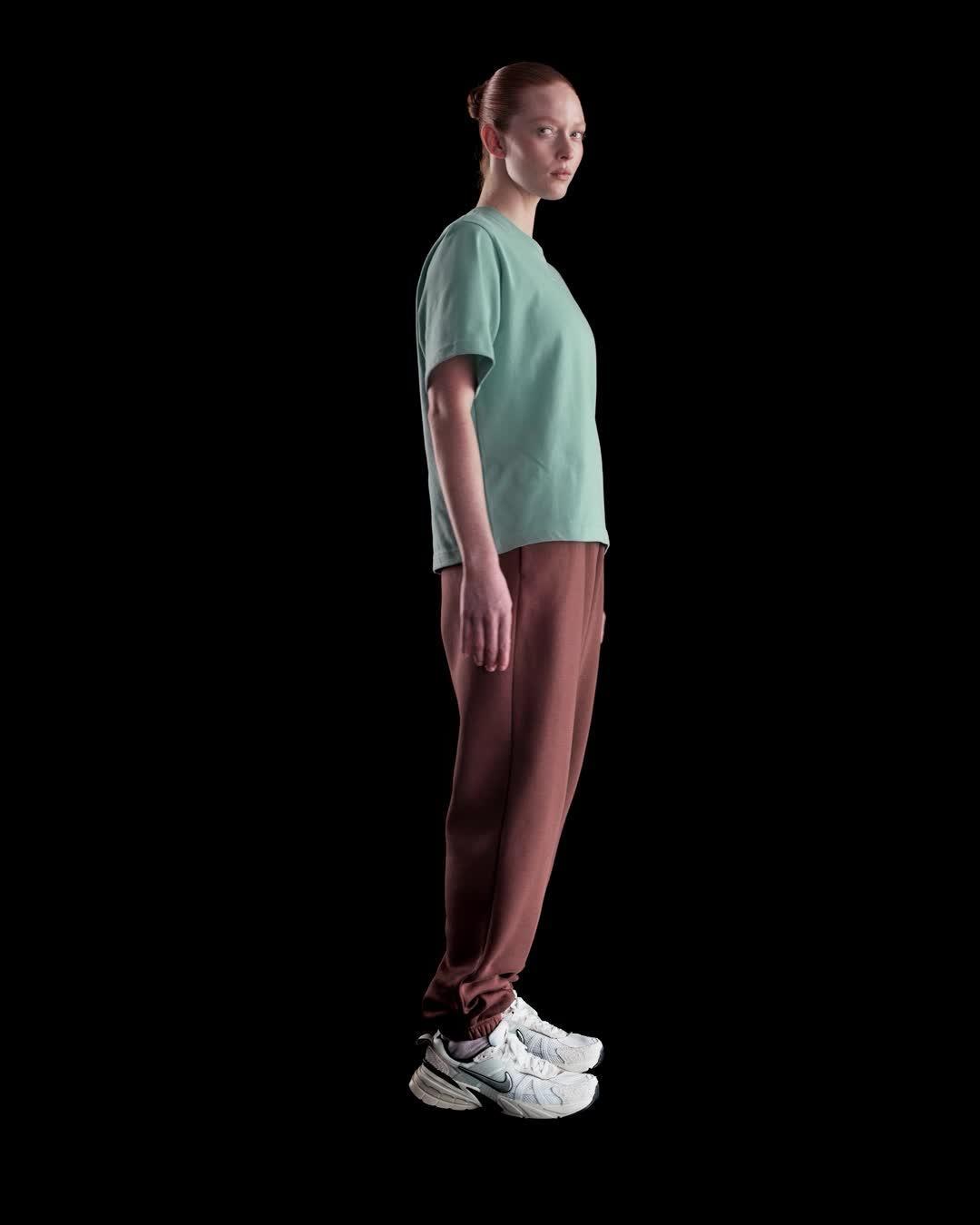 Nike Sportswear Essential Women's Boxy T-Shirt Product Image