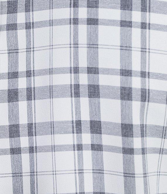 Roundtree & Yorke Performance The Traveler Long Sleeve Plaid Chambray Sport Shirt Product Image