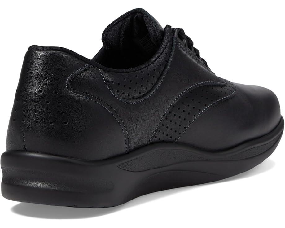 Traveler Comfort Sneaker Product Image