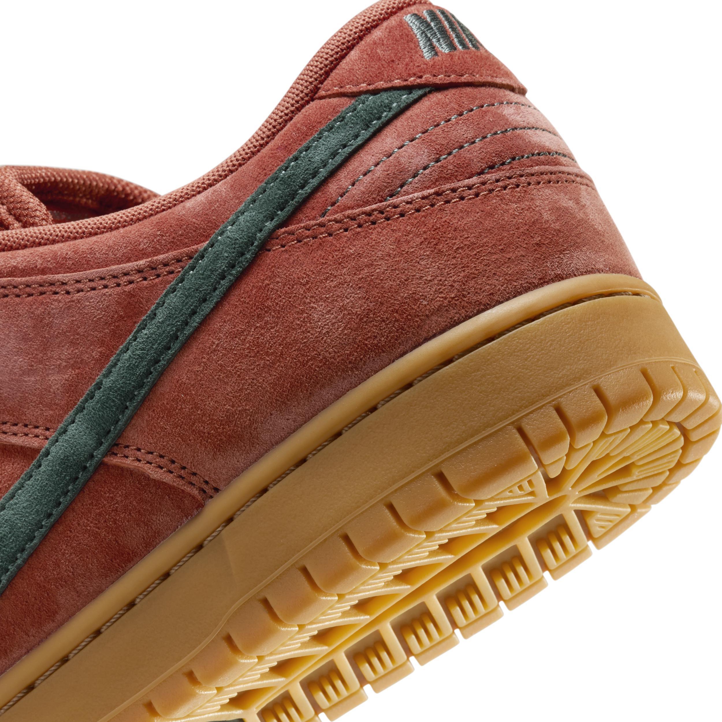 Unisex Nike SB Dunk Low Pro Skate Shoes Product Image