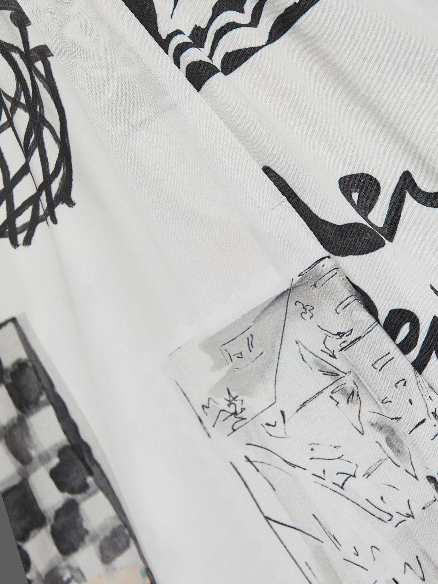 100% Organic Cotton Printed Shorts in Ivory Print Product Image