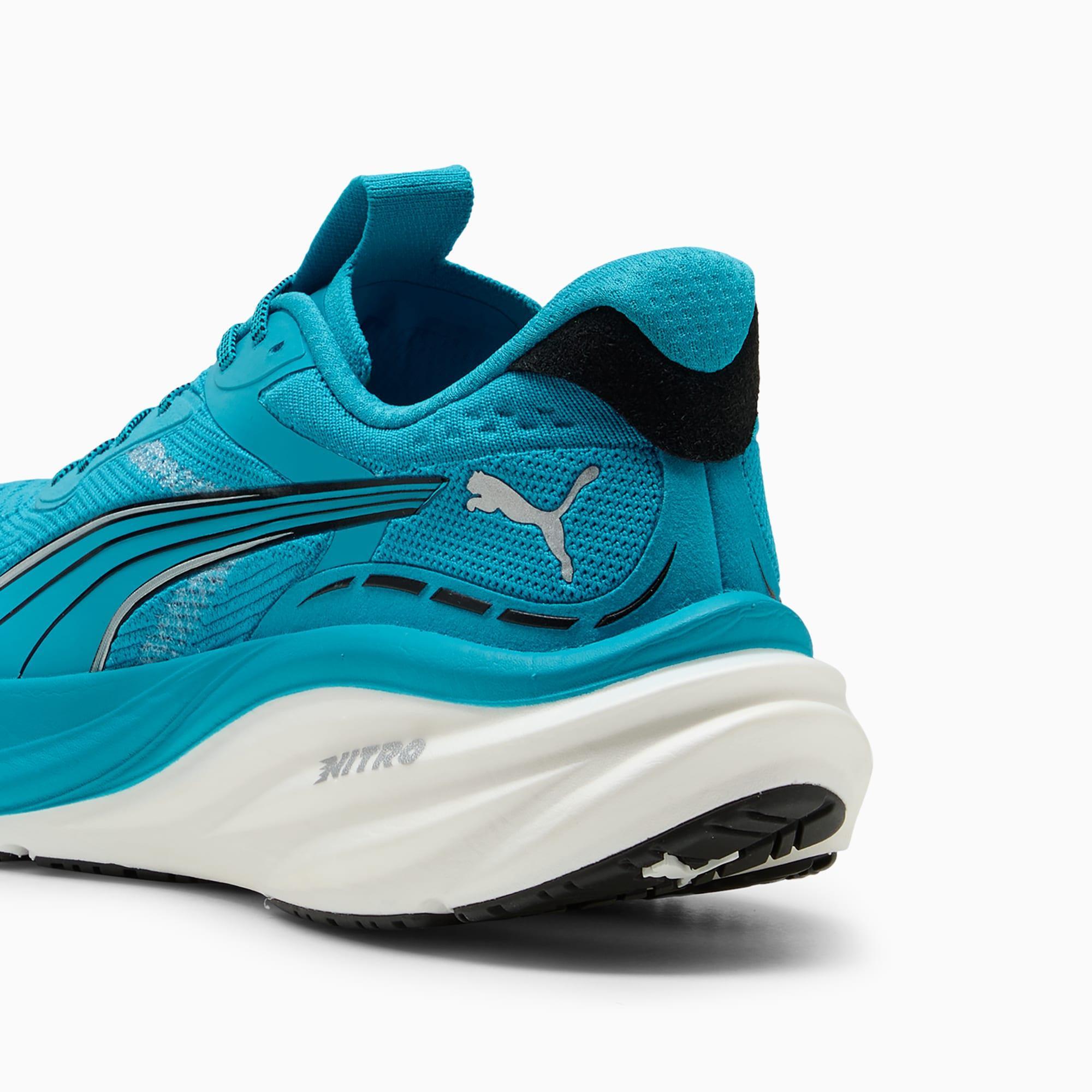 PUMA Magnify NITROâ¢ 3 Running Shoes Men in Speed Blue/Black Product Image