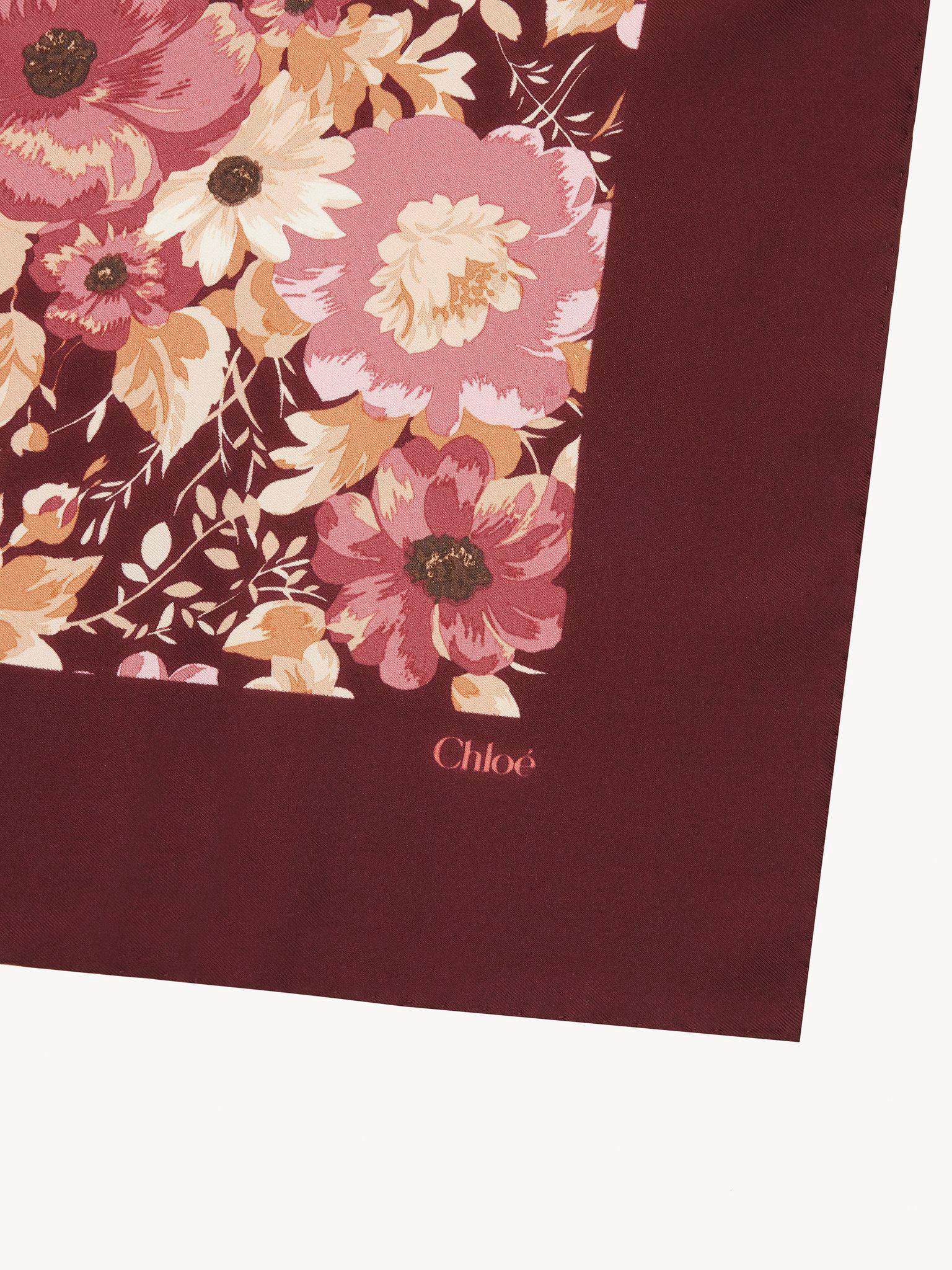 The Chloé Roses square scarf in silk twill Product Image