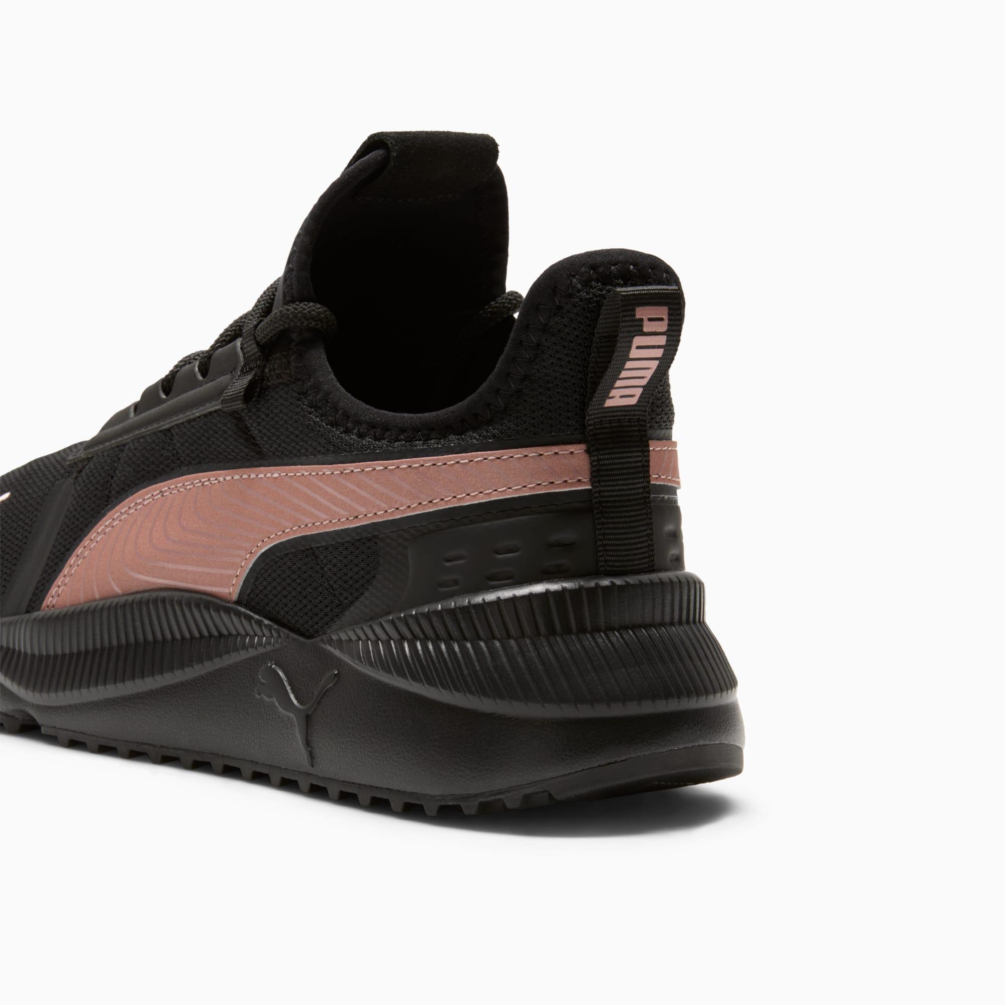 Pace Future Street Wide Women's Sneakers Product Image