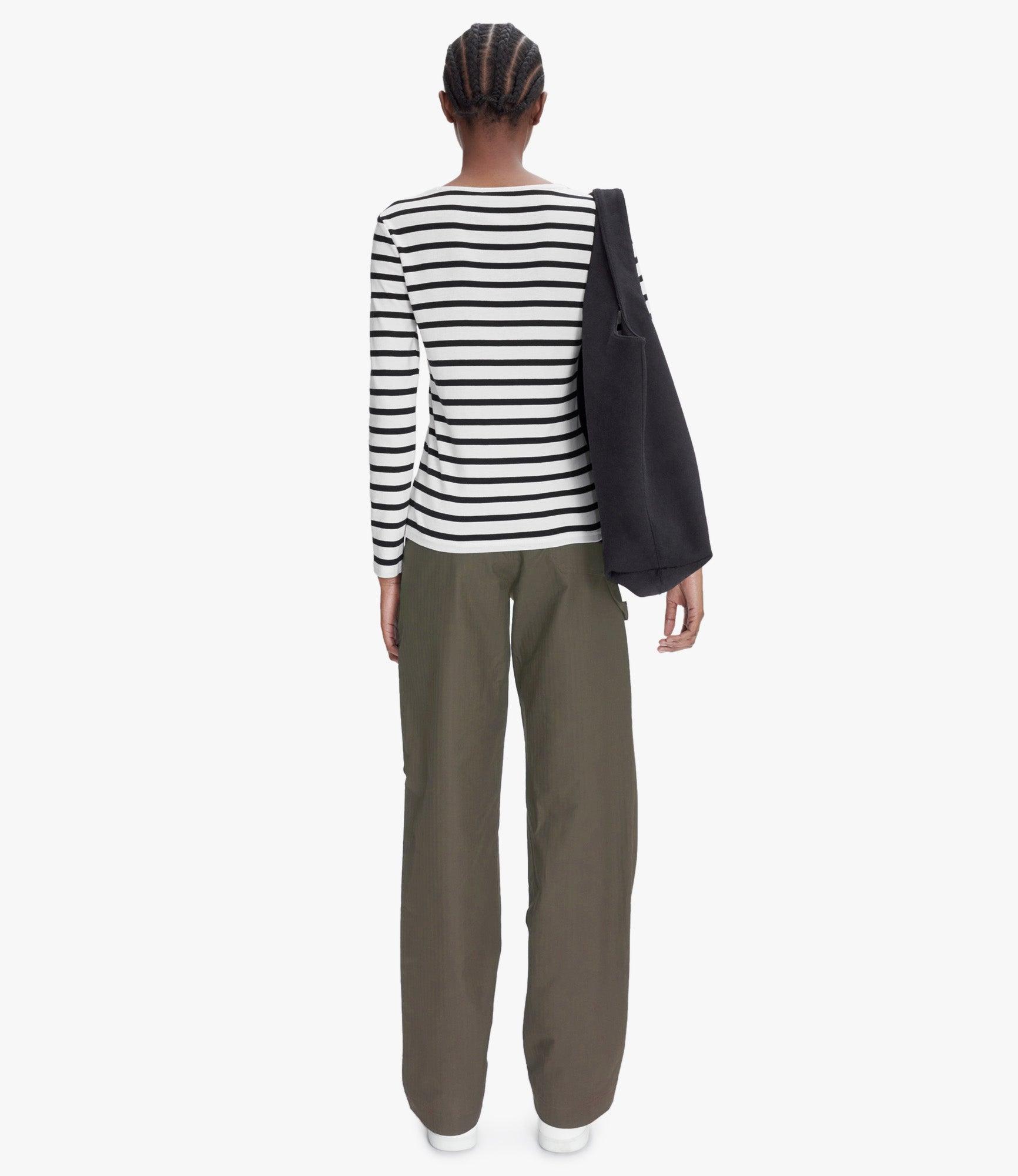 Berry pants Female Product Image
