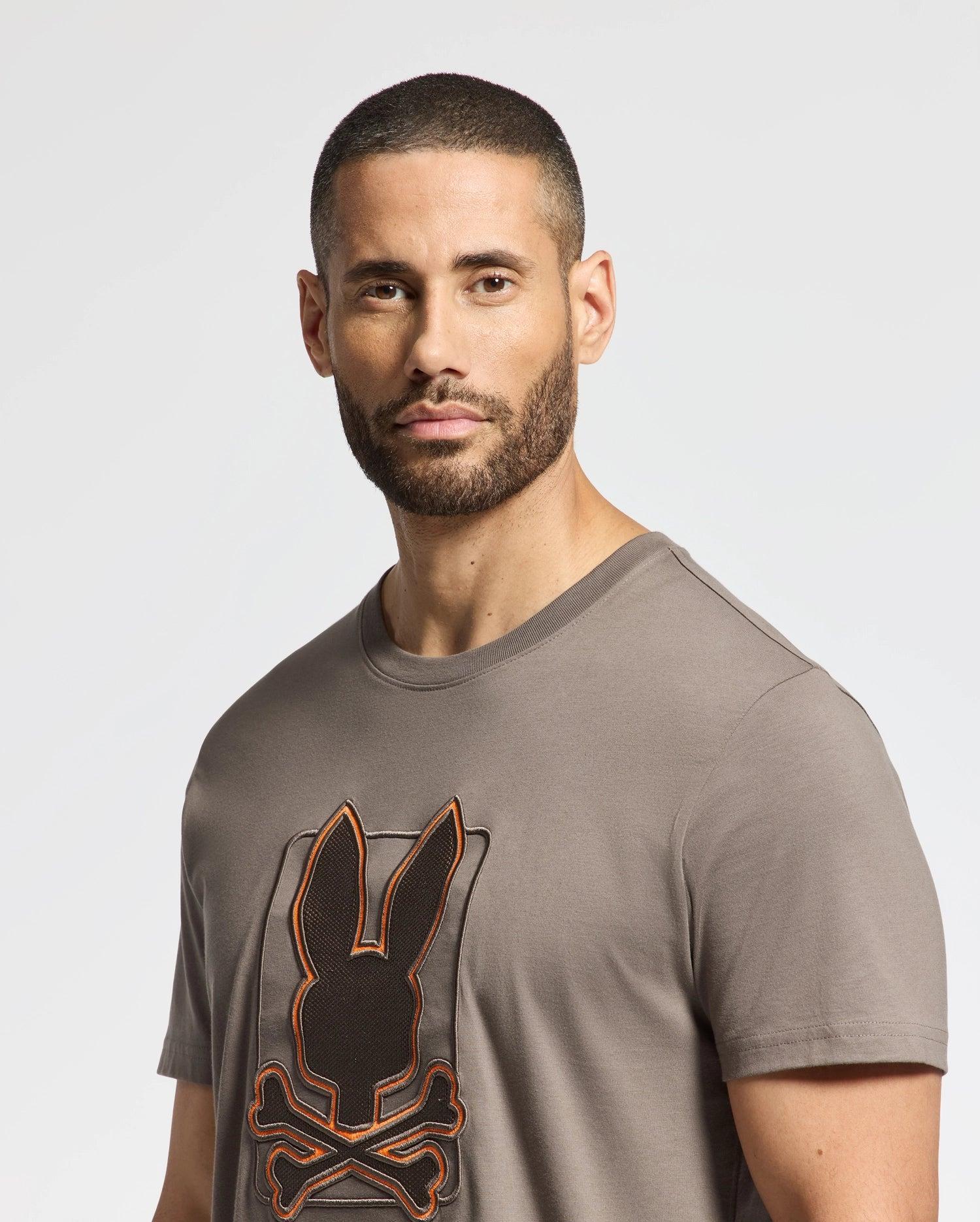 MENS PIERCE EMBROIDERED GRAPHIC TEE - B6U115E200 Product Image