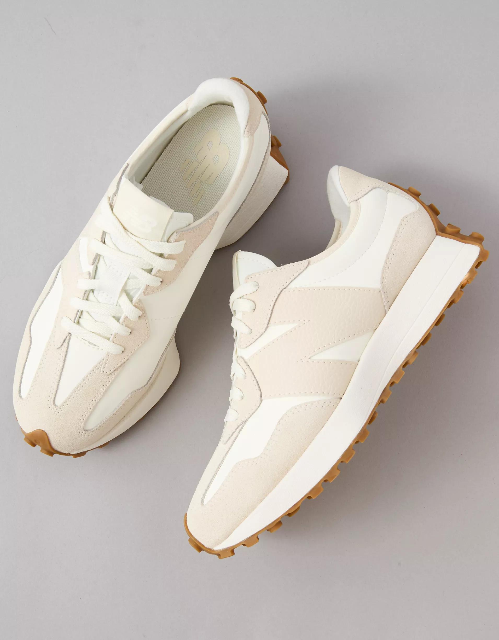 New Balance Women's 327 Sneaker Product Image