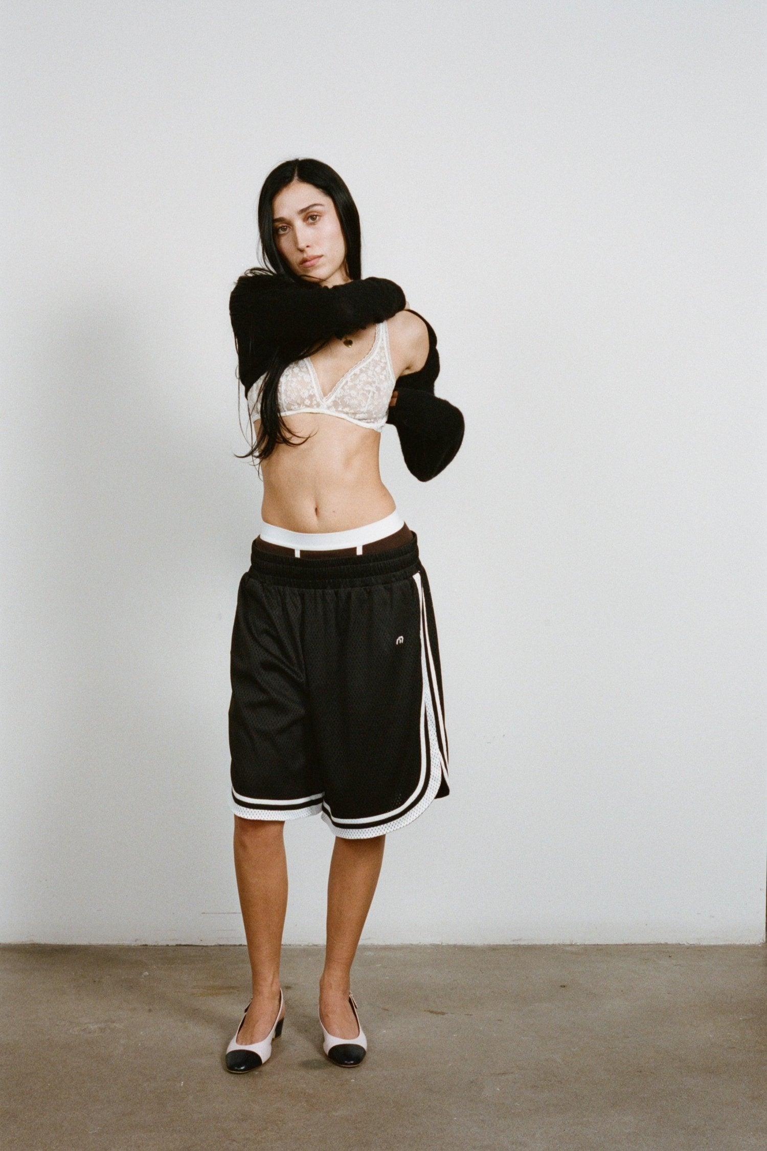 BASKETBALL SHORT - BLACK Product Image