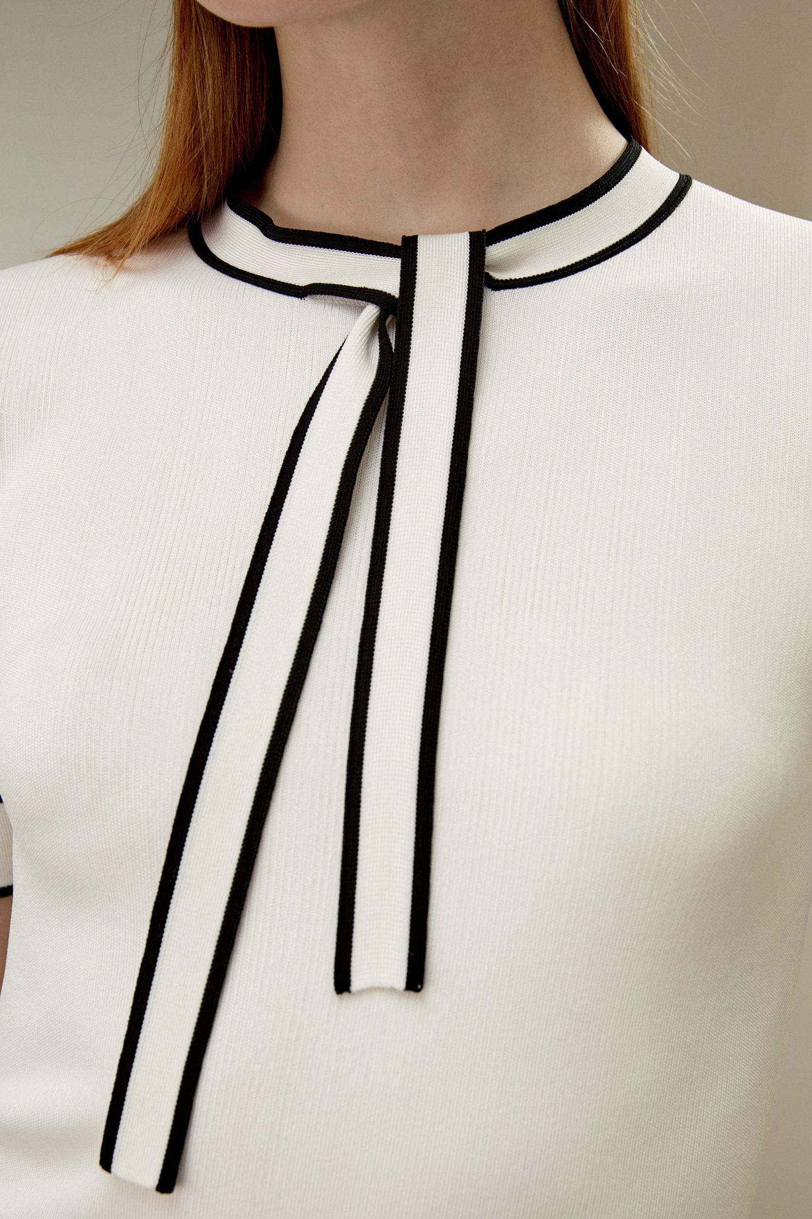 Silk Knit Top with Ribbons Product Image