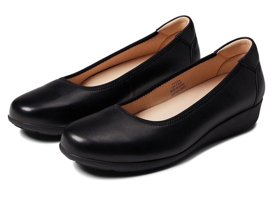 Propet Yara Womens Flats Product Image