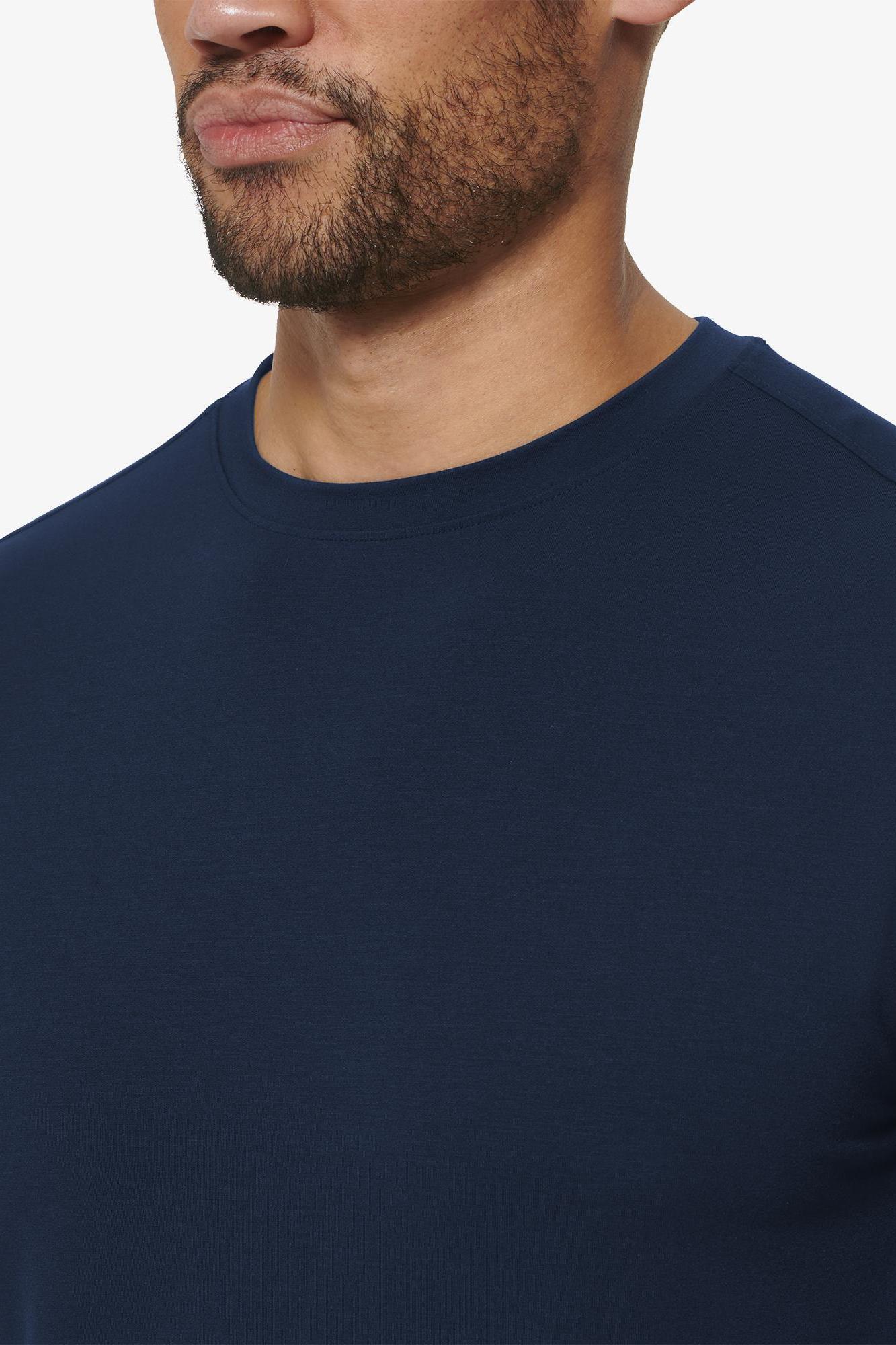 Knox T-Shirt - Navy Solid Product Image
