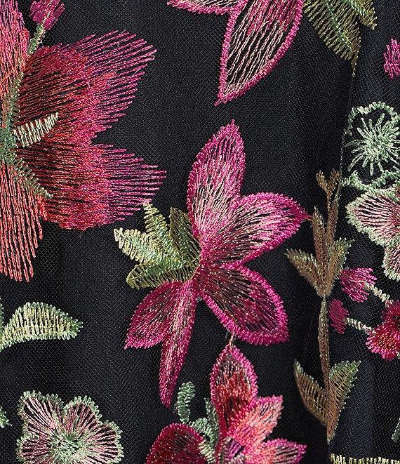 Jessica Howard Sleeveless V-Neck Floral Embroidered Dress Product Image