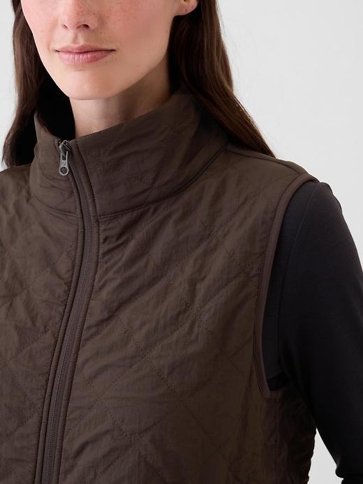 GapFit Quilted Vest Product Image